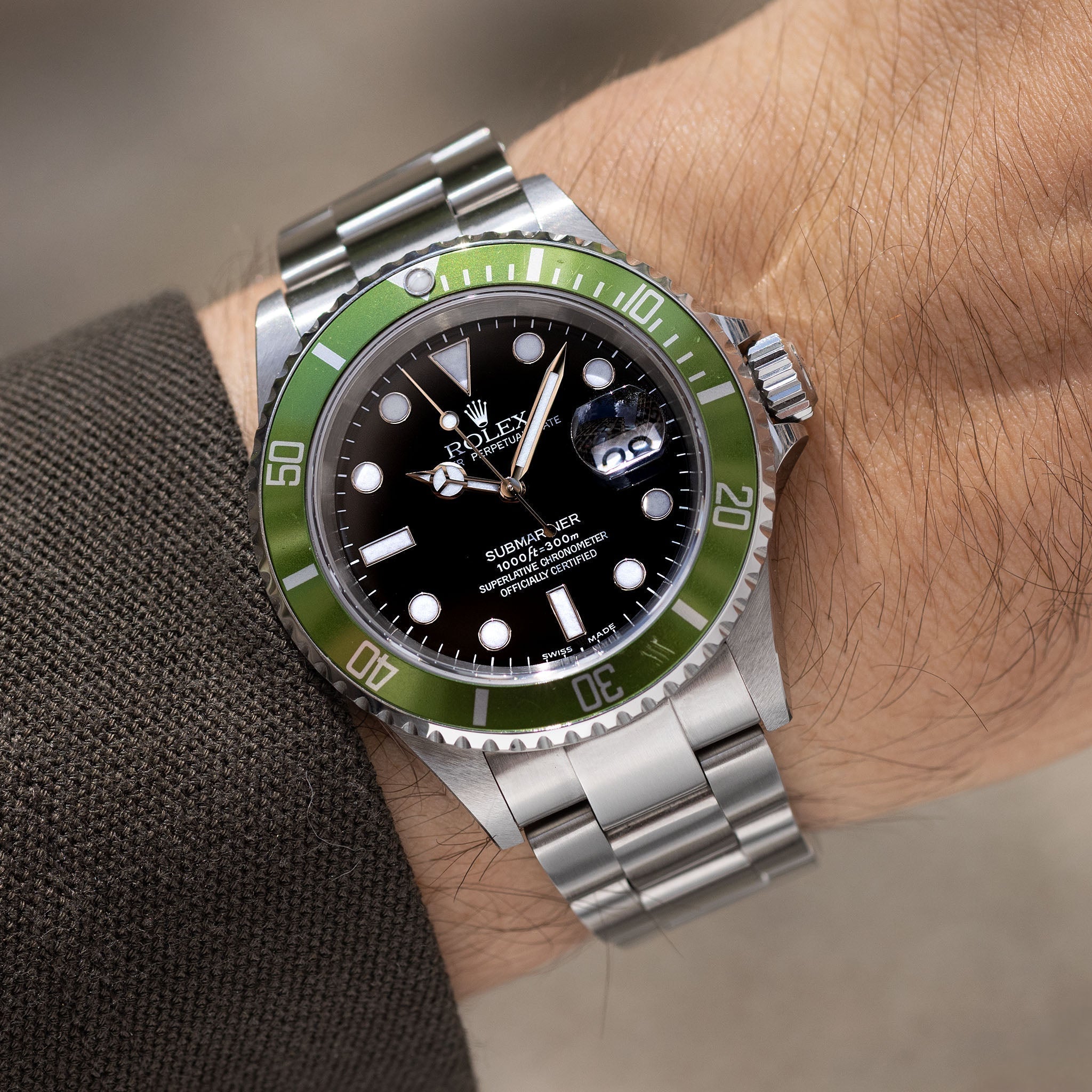 Rolex 16610 LV “Kermit” Flat 4 Box and Paper Set