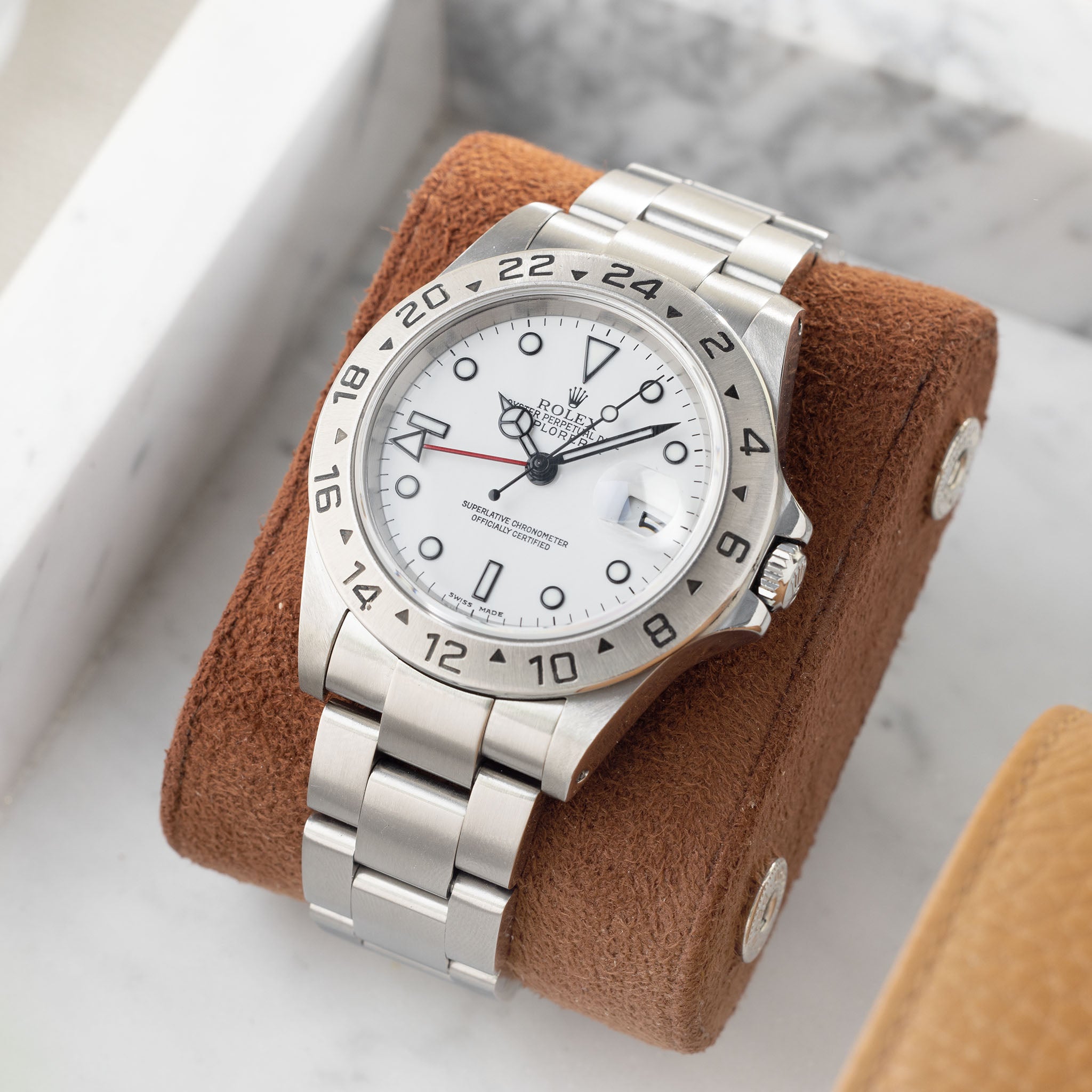 Explorer ii 16570 online polar