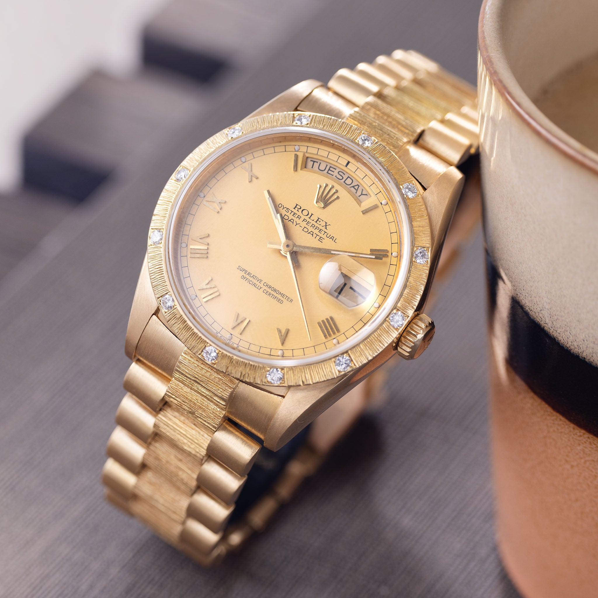 Rolex day date online champagne dial