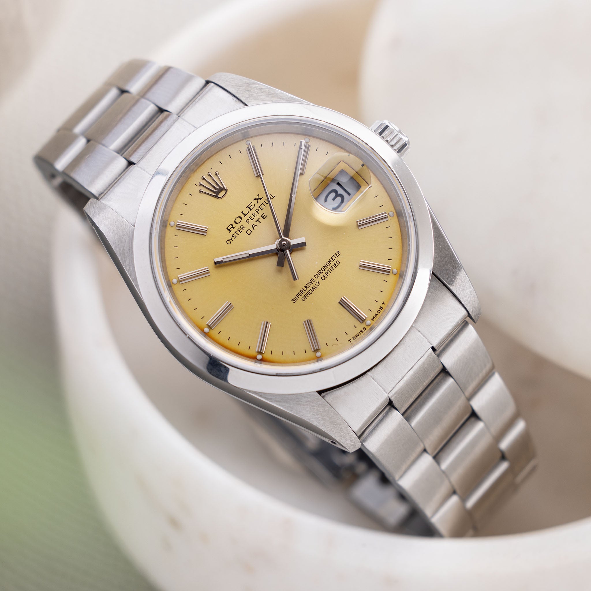 Yellow dial oyster discount perpetual