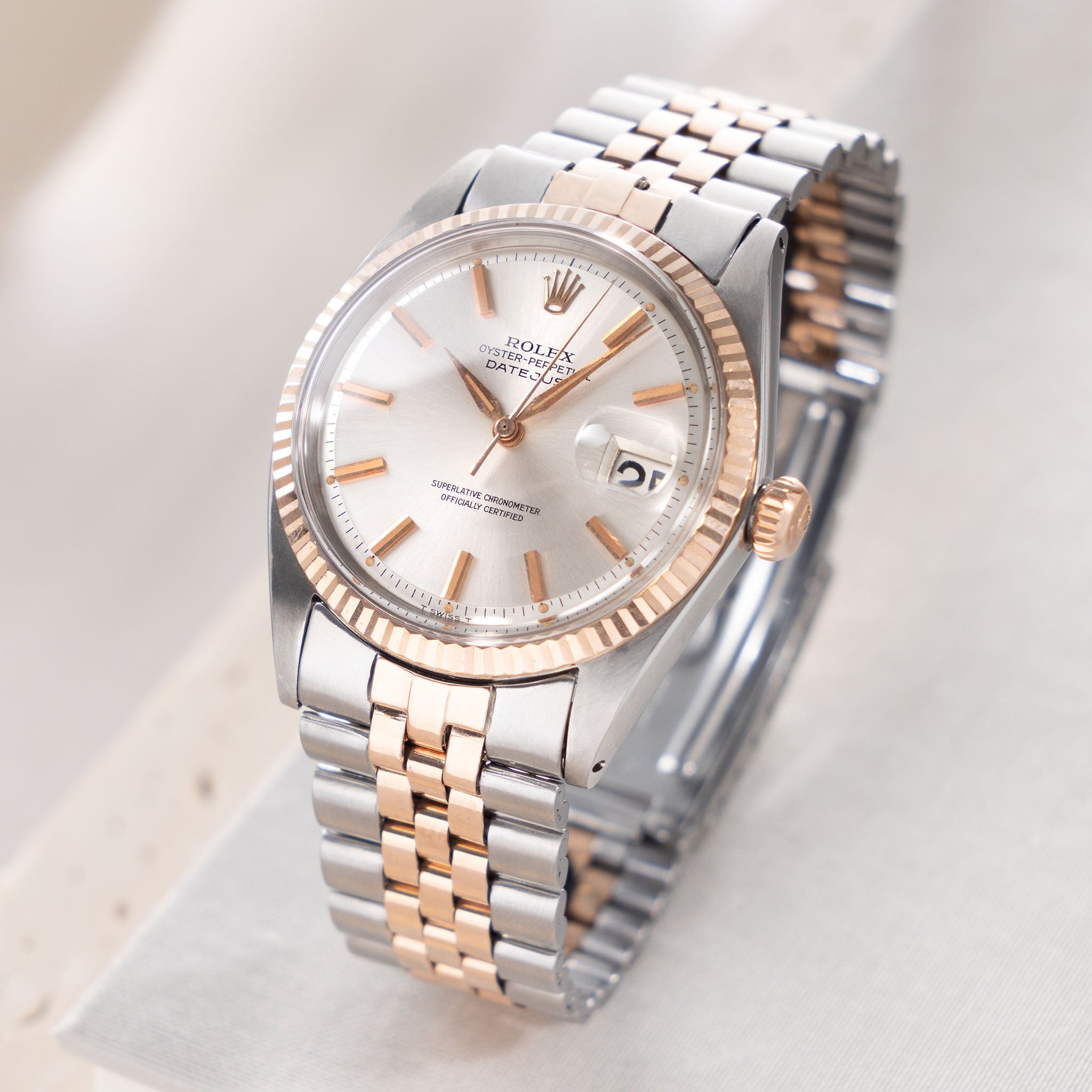 Rolex datejust rose sales gold and silver