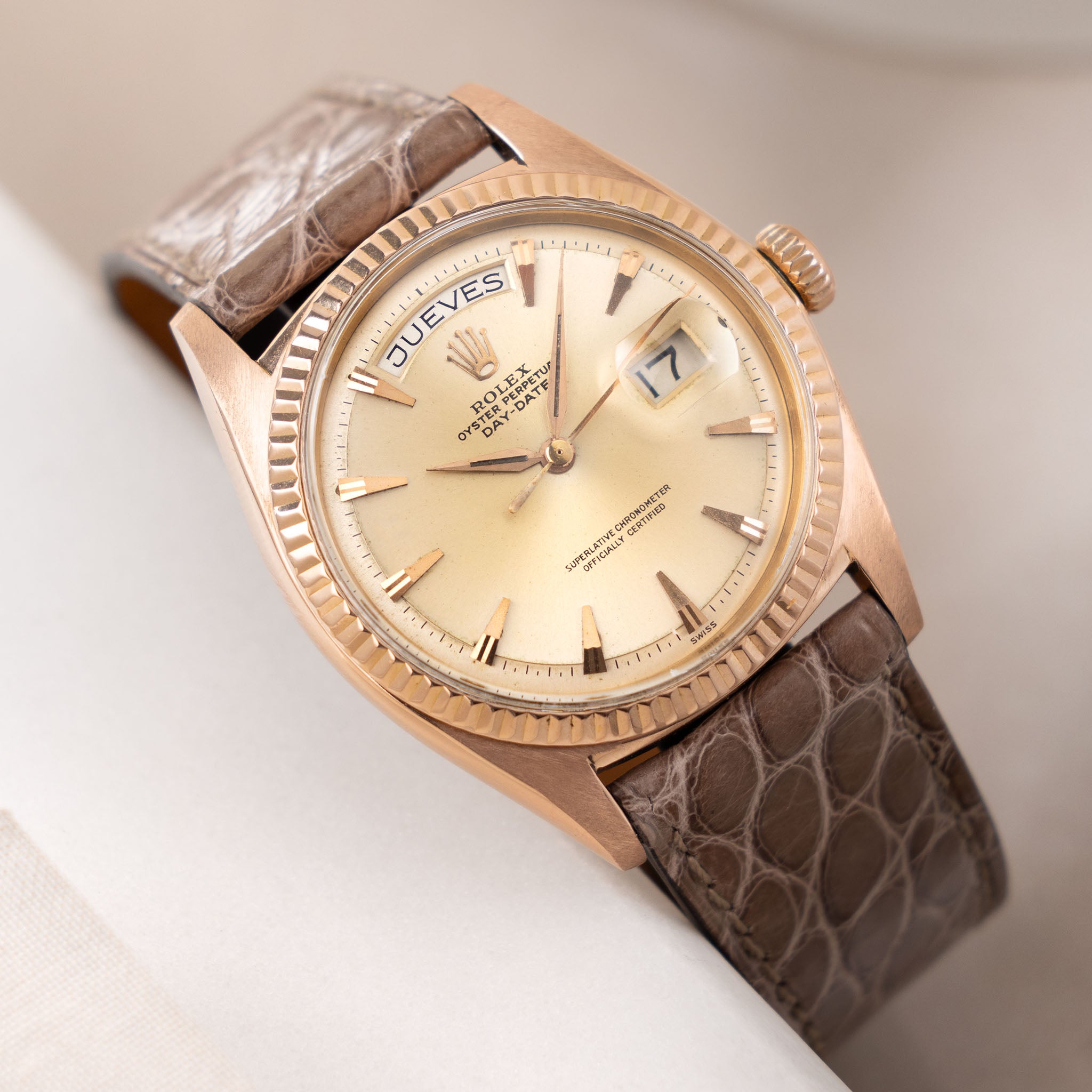 Rolex rose gold outlet leather strap