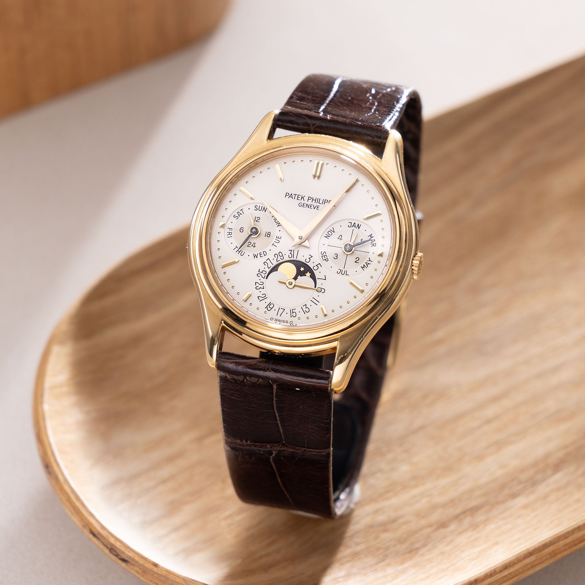 Patek Philippe Perpetual Calendar Second Series with Archive Extract Ref 3940