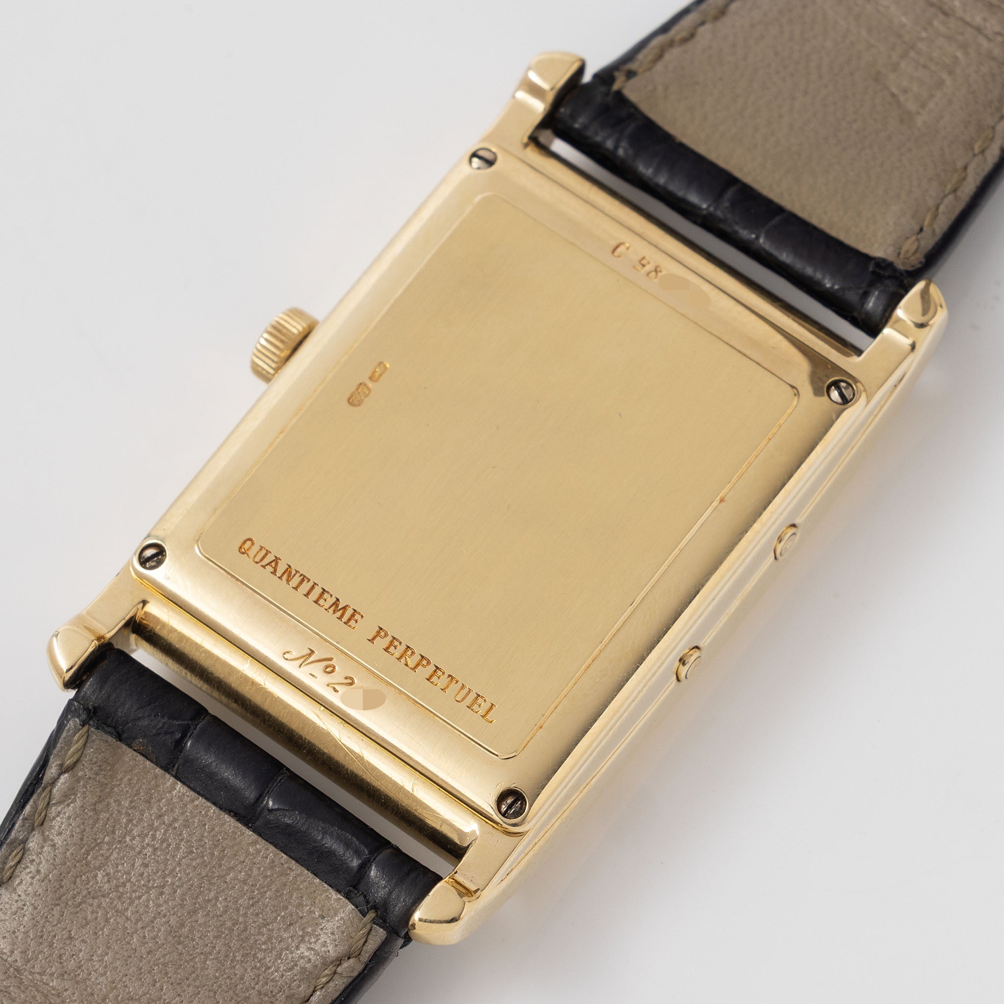 Audemars Piguet Quantième Perpetual Edward Piguet Cream Dial in 18k yellow gold ref. 25682BA