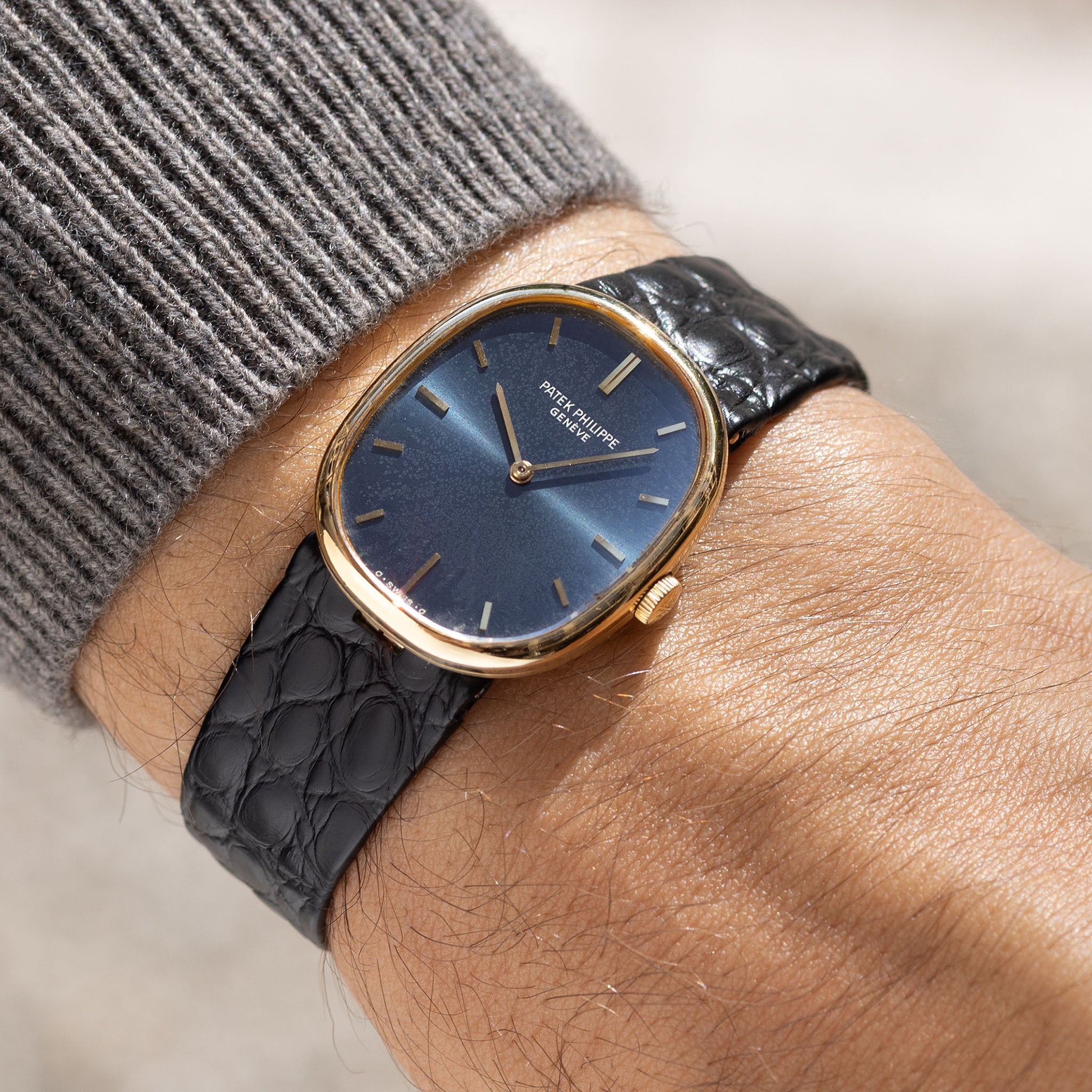 Patek Philippe Ellipse D'Or 3648J Blue Soleil Sigma Dial in 18k Yellow Gold with Original Box