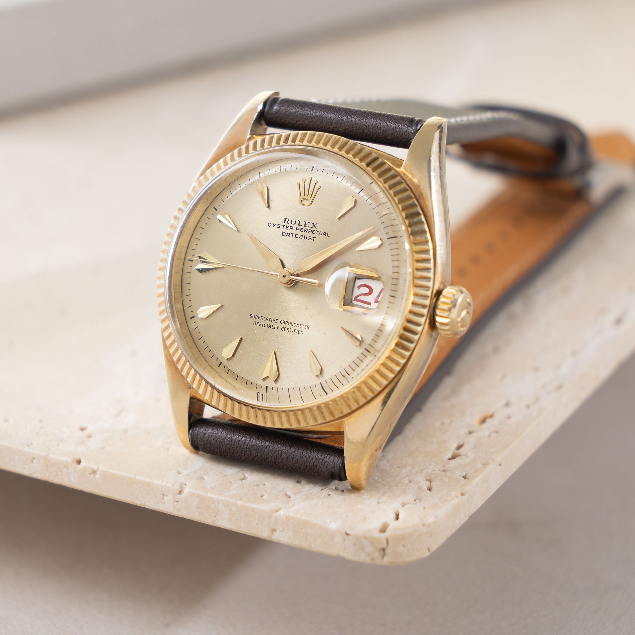 Rolex Datejust 6605 Circular Finished Champagne Dial in 14k yellow gold