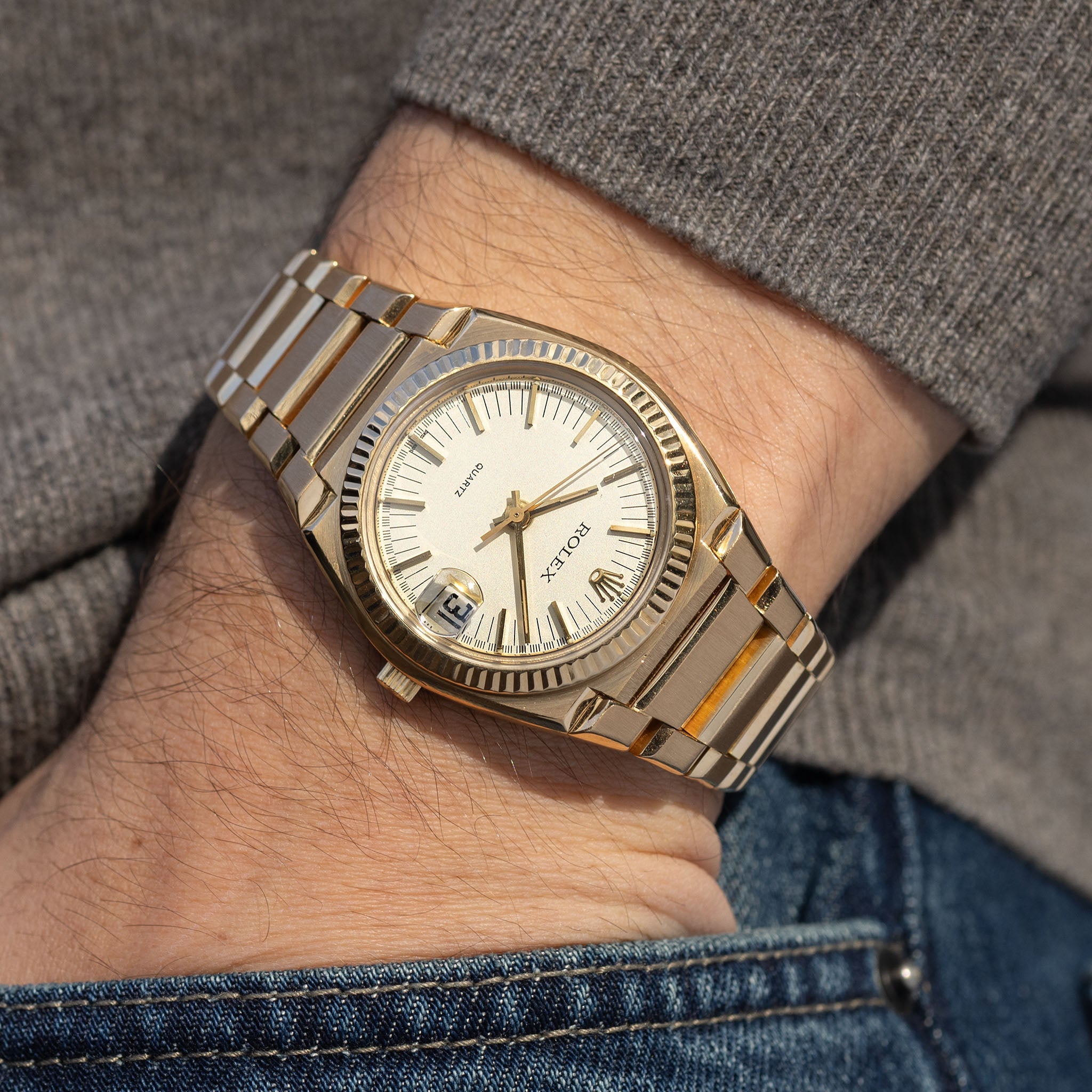 Rolex Beta 21 Il Texano Cream dial in 18k yellow gold ref 5100