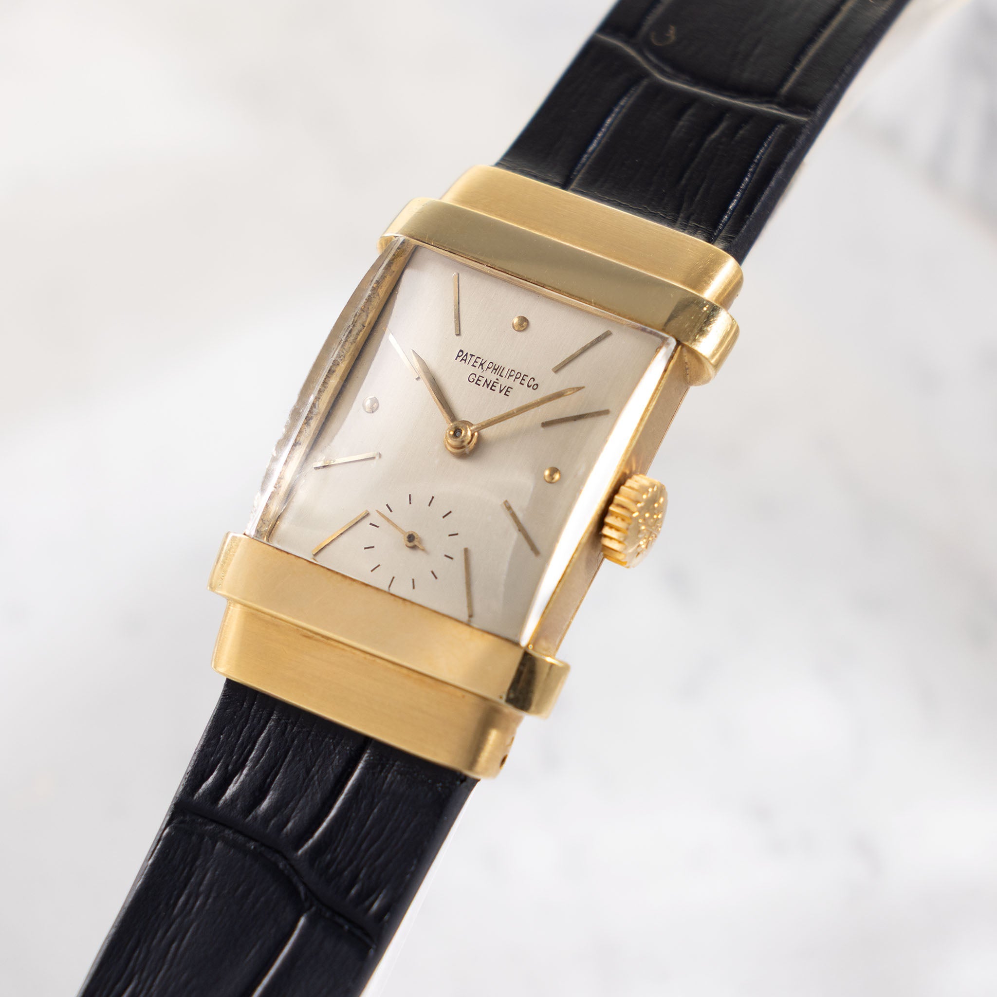 Patek Philippe Top Hat Dresswatch in 18k yellow gold ref. 1450 silver dial