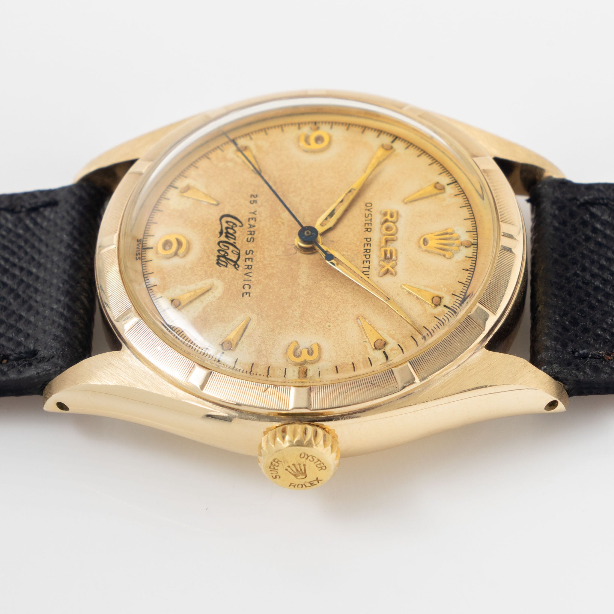 Rolex Oyster Perpetual "25 Year Coca Cola Service” Ref 6085 in 14 k Yellow Gold
