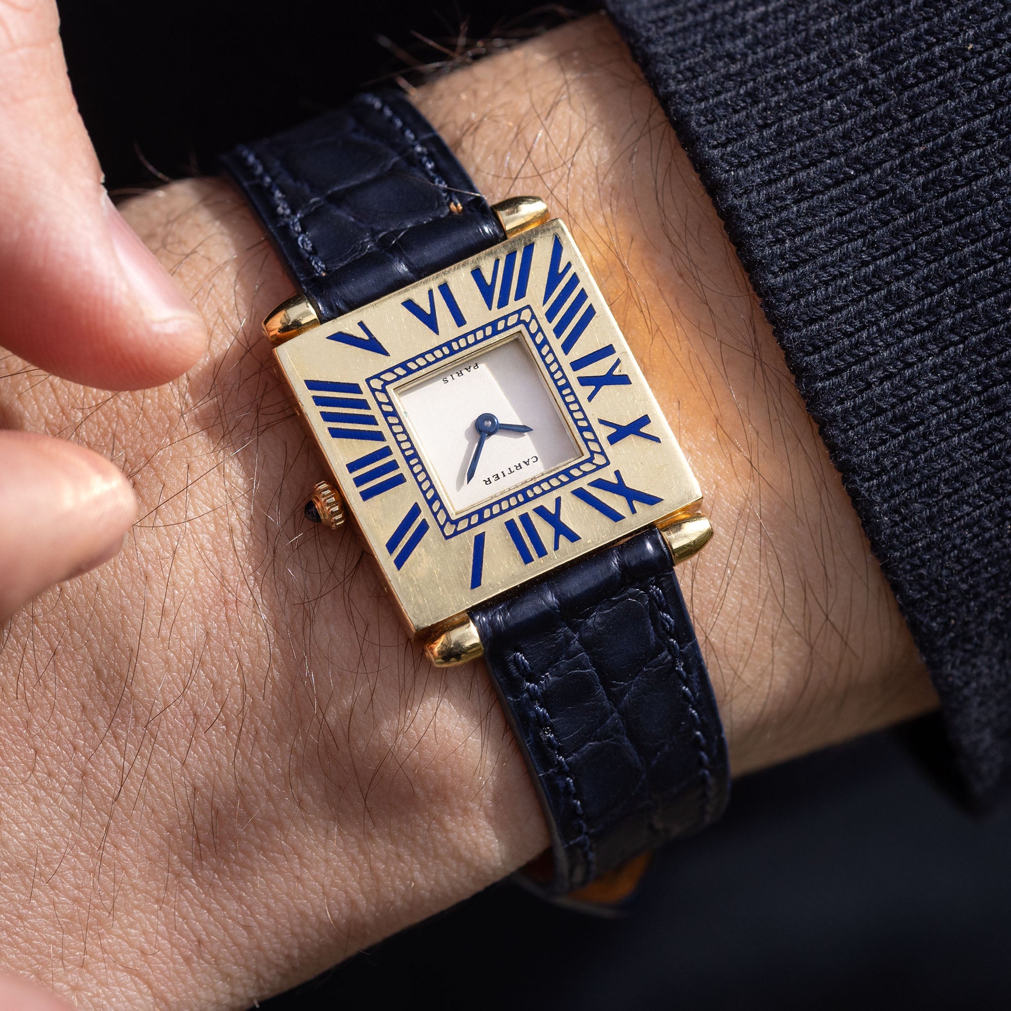 Cartier Obus Paris dial in 18 k yellow gold Blue enamel numerals