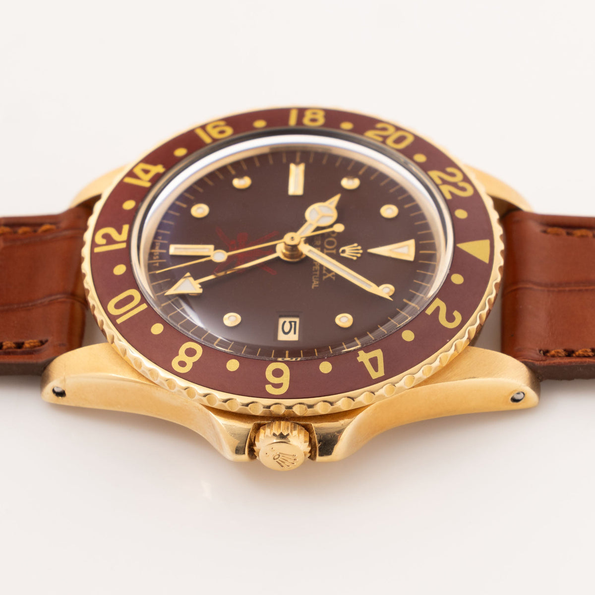 Rolex GMT-Master 1675/8 Unqiue Brown Khanjar Nipple Dial with Rolex Service Papers