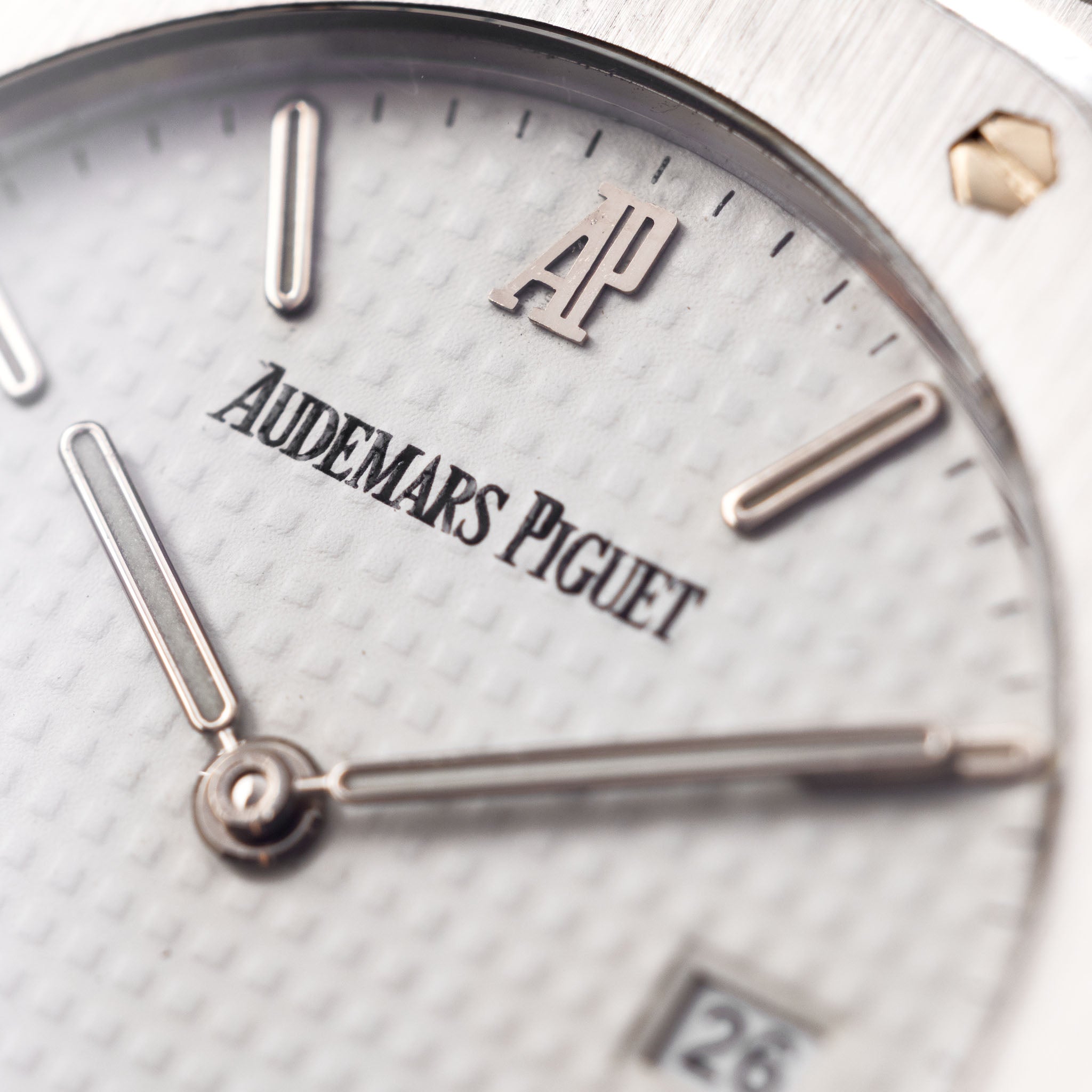 Audemars Piguet Royal-Oak ref. 56175ST White Dial