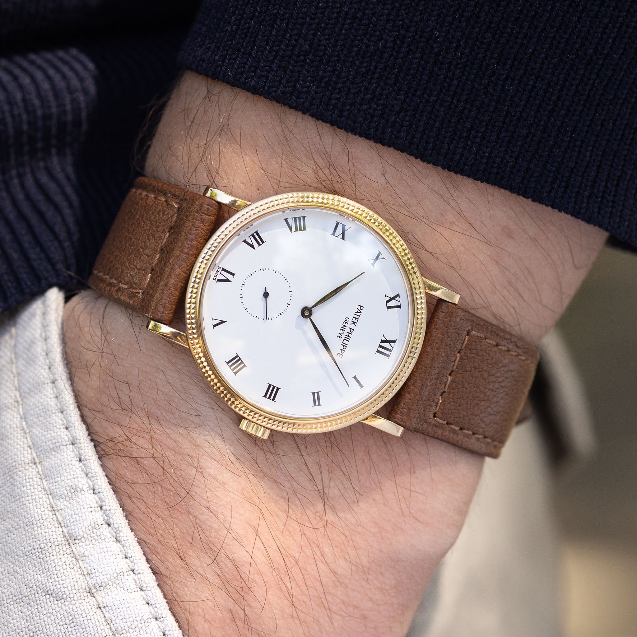 Patek Philippe Calatrava 3919J Porcelain Dial 18k Yellow Gold Clous de Paris