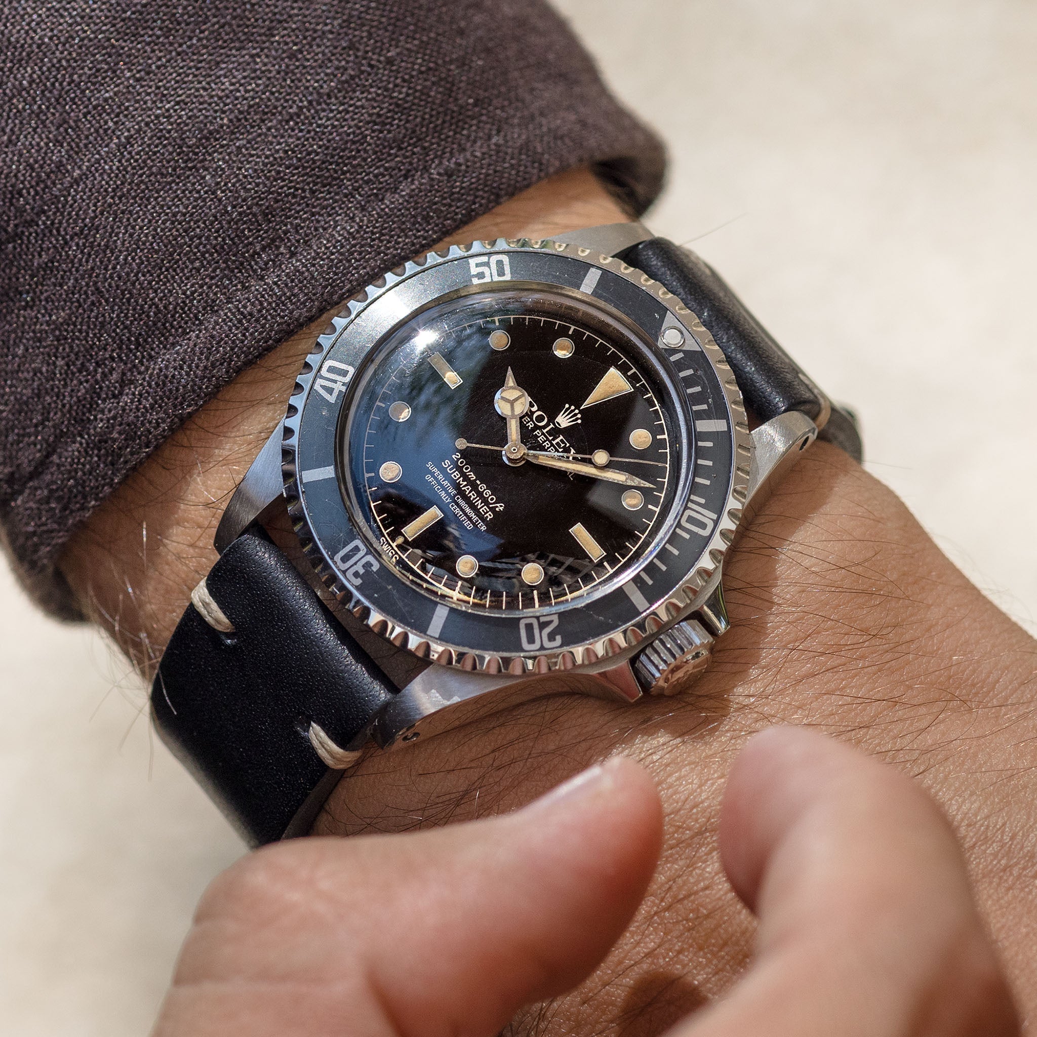 Rolex Submariner 5512 4-liner Gilt Chapter Ring Exclamation point Dial Pointed Crown Guards Case