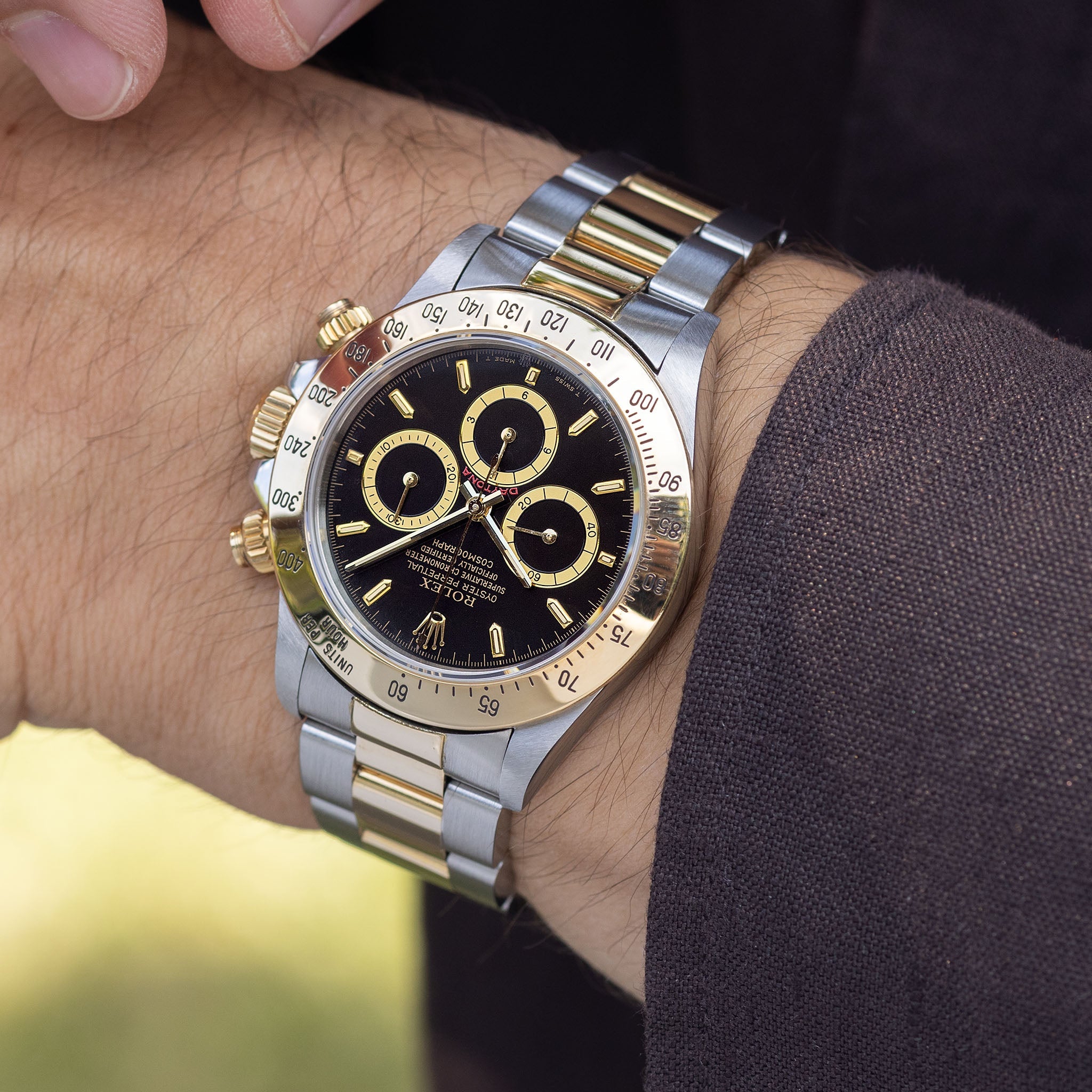 Rolex Cosmograph Daytona 16523 Black Inverted 6 Dial Executed in Steel and 18k Yellow Gold