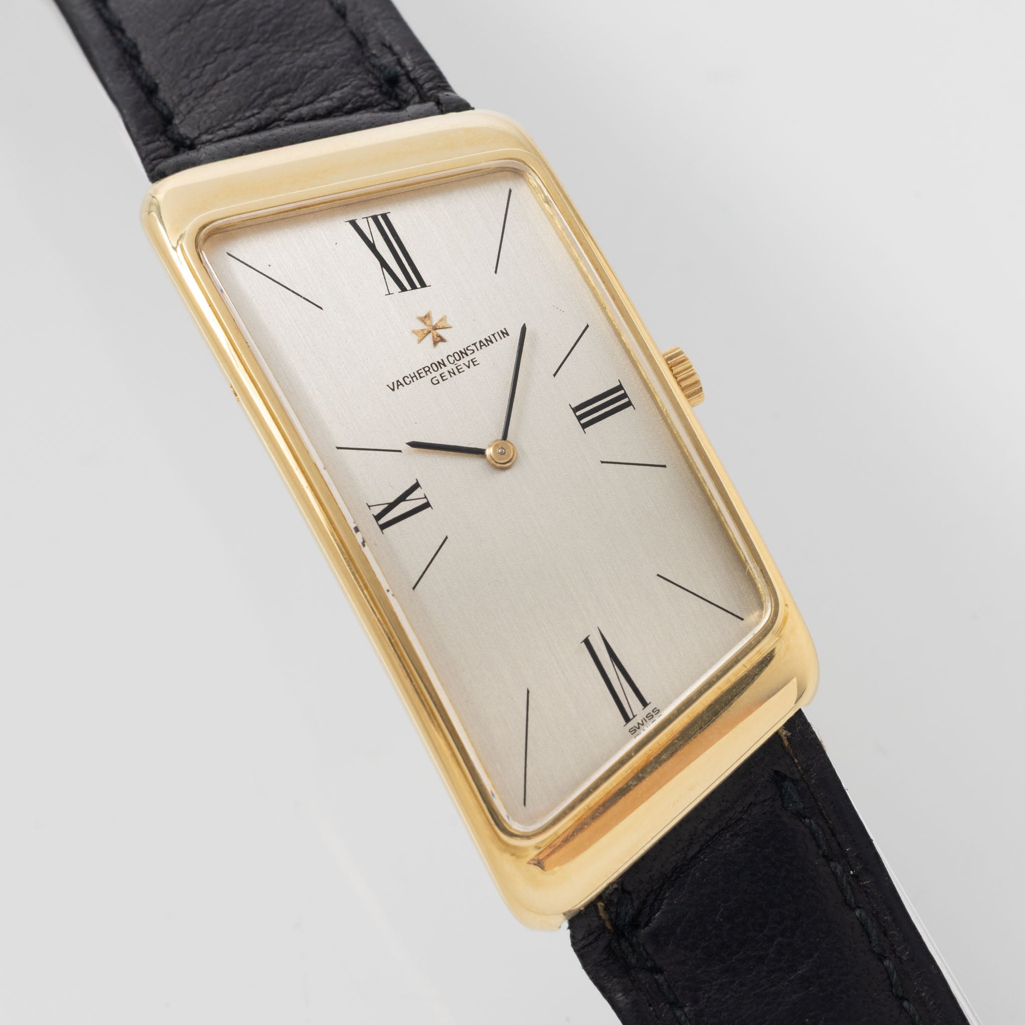 Vacheron Constantin Prestige De la France 1972 Asymmetric in 18k Yellow Gold