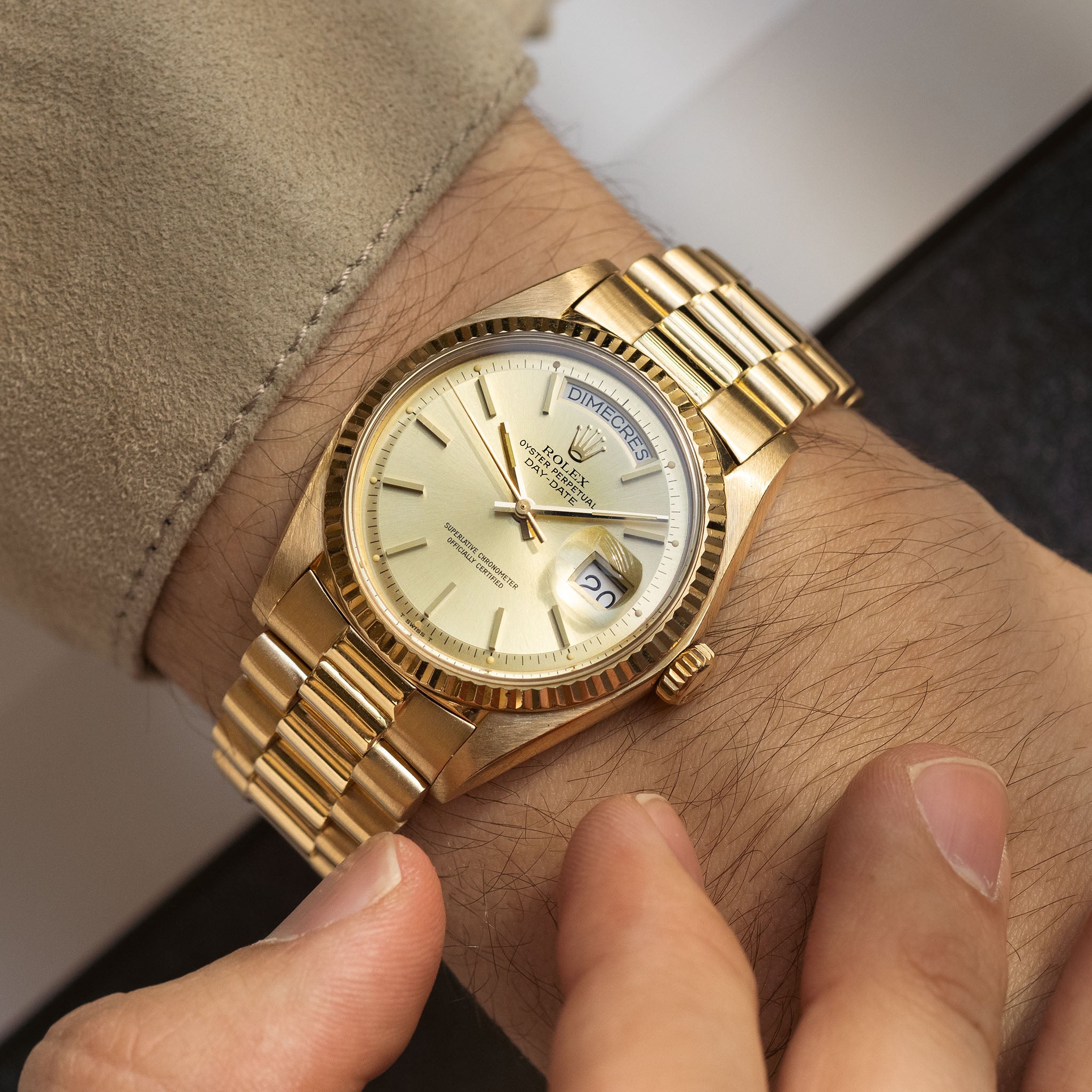 Rolex day date on sale gold on wrist