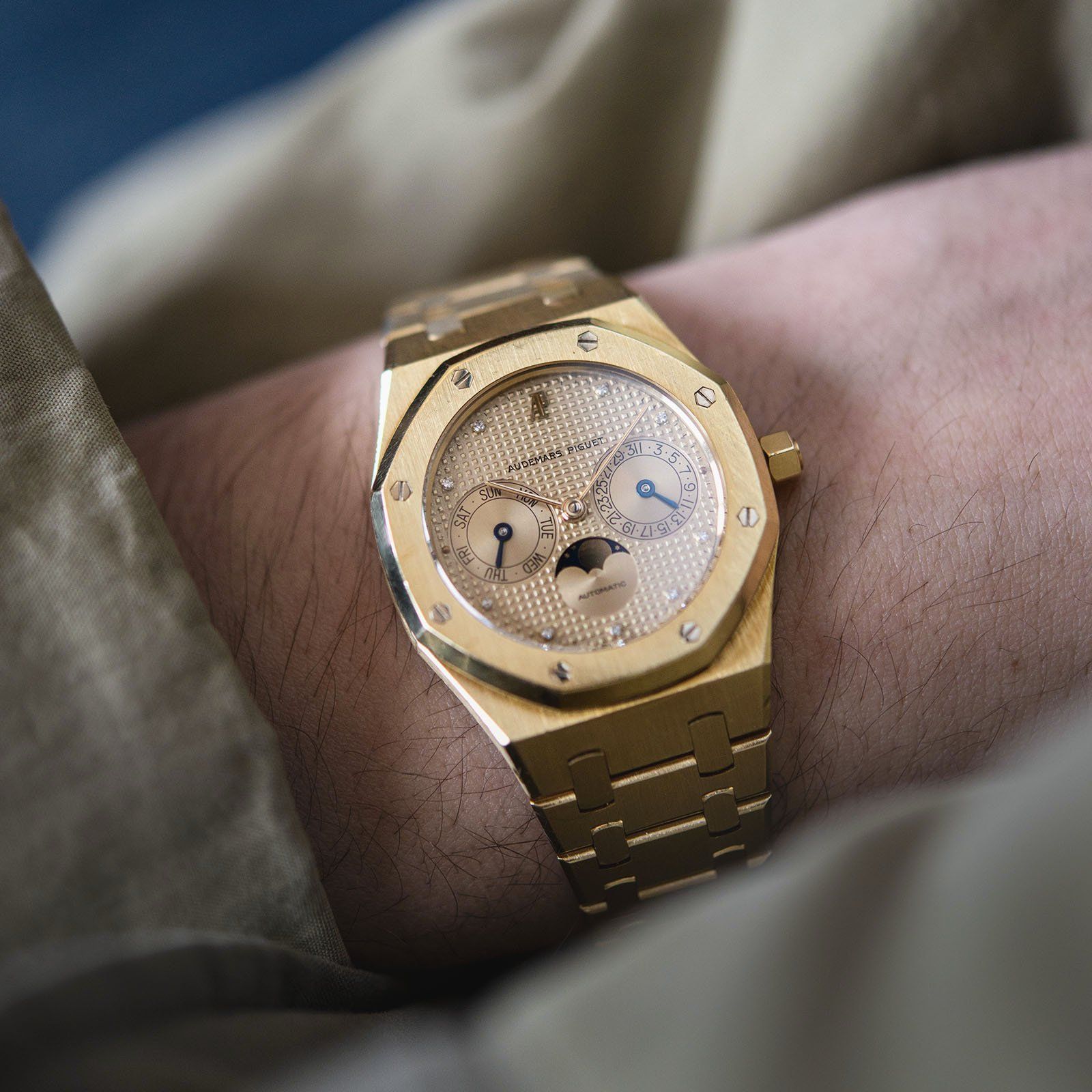 Audemars Piguet Royal Oak Yellow Gold Day Date 25594