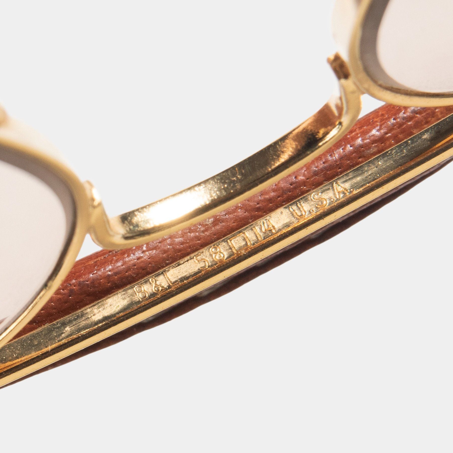 VINTAGE RAY BAN AVIATOR LEATHERS SUNGLASSES