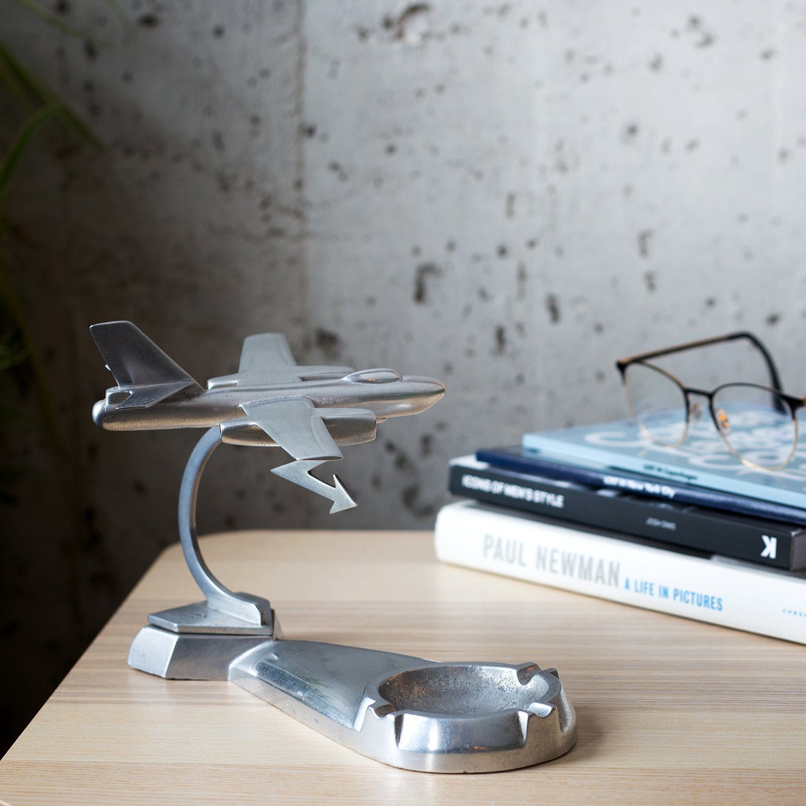 Vintage 1940s Ilyushin IL-28 Beagle Aluminium Air Plane Ash Tray