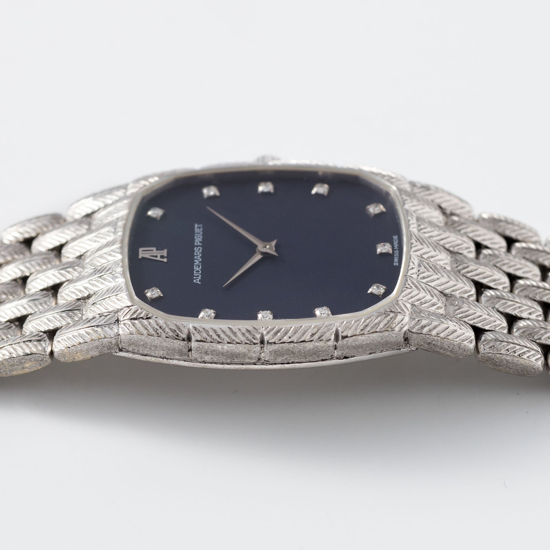 Audemars Piguet White Gold Integrated Leaf Bracelet Blue Dia