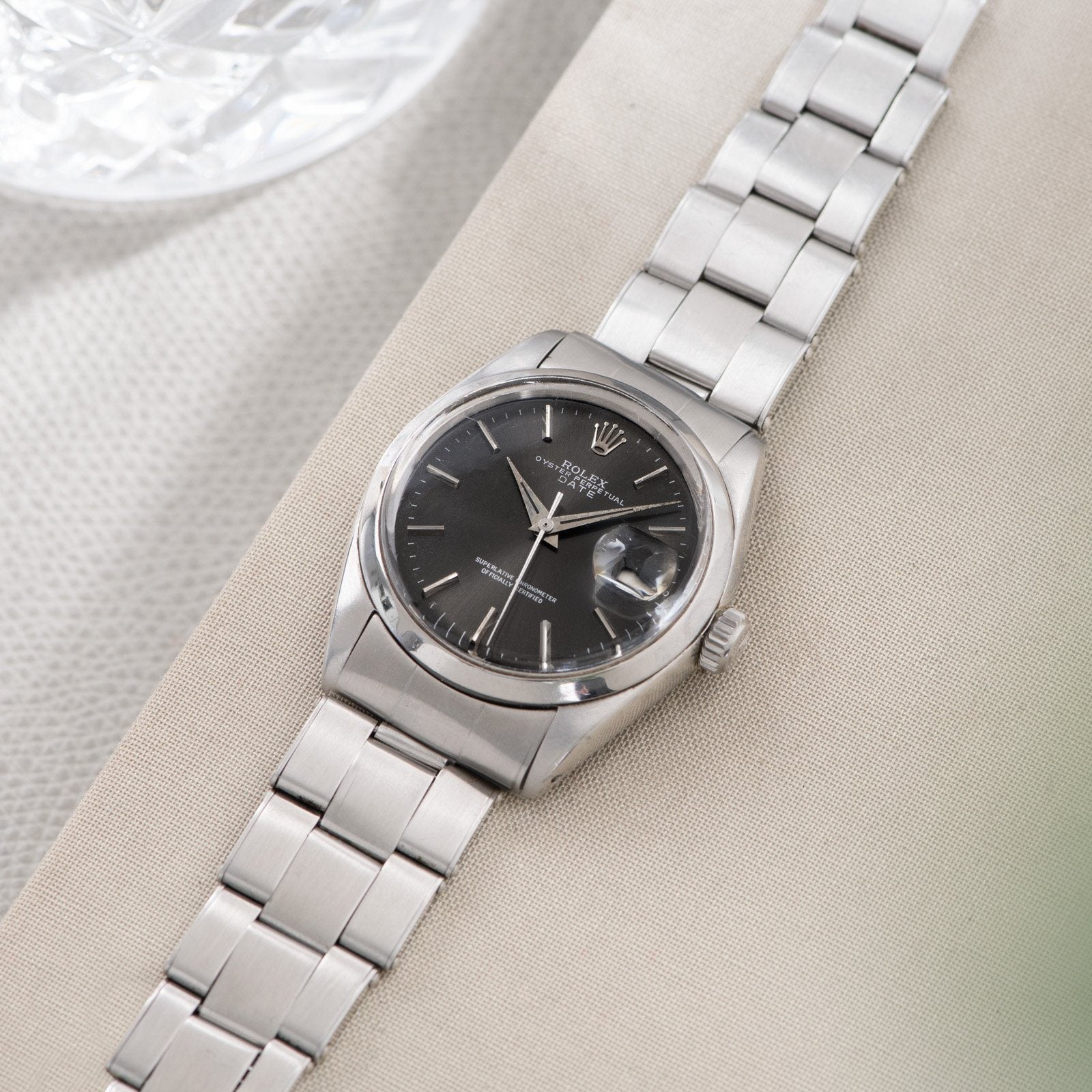 Rolex Date Reference 1500 Grey Soleil Dial