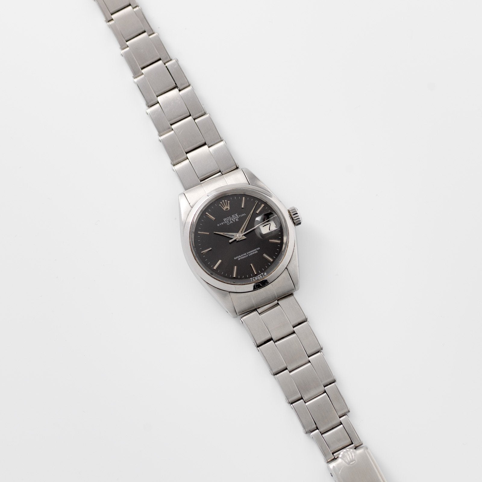 Rolex Date Reference 1500 Grey Soleil Dial