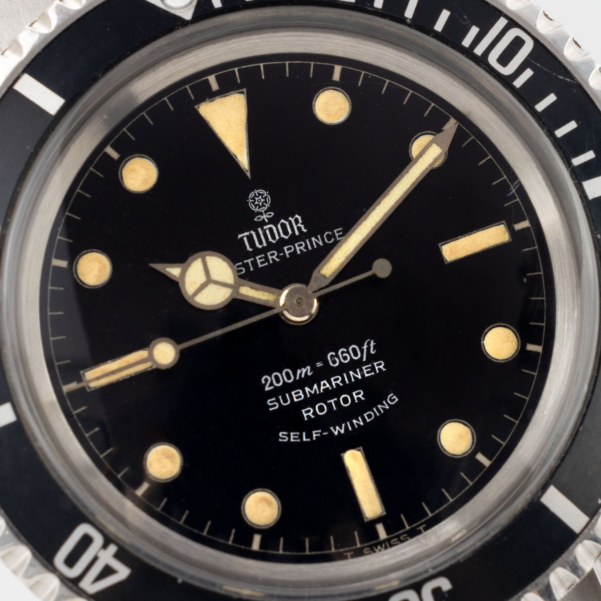 Tudor clearance 7928 gilt