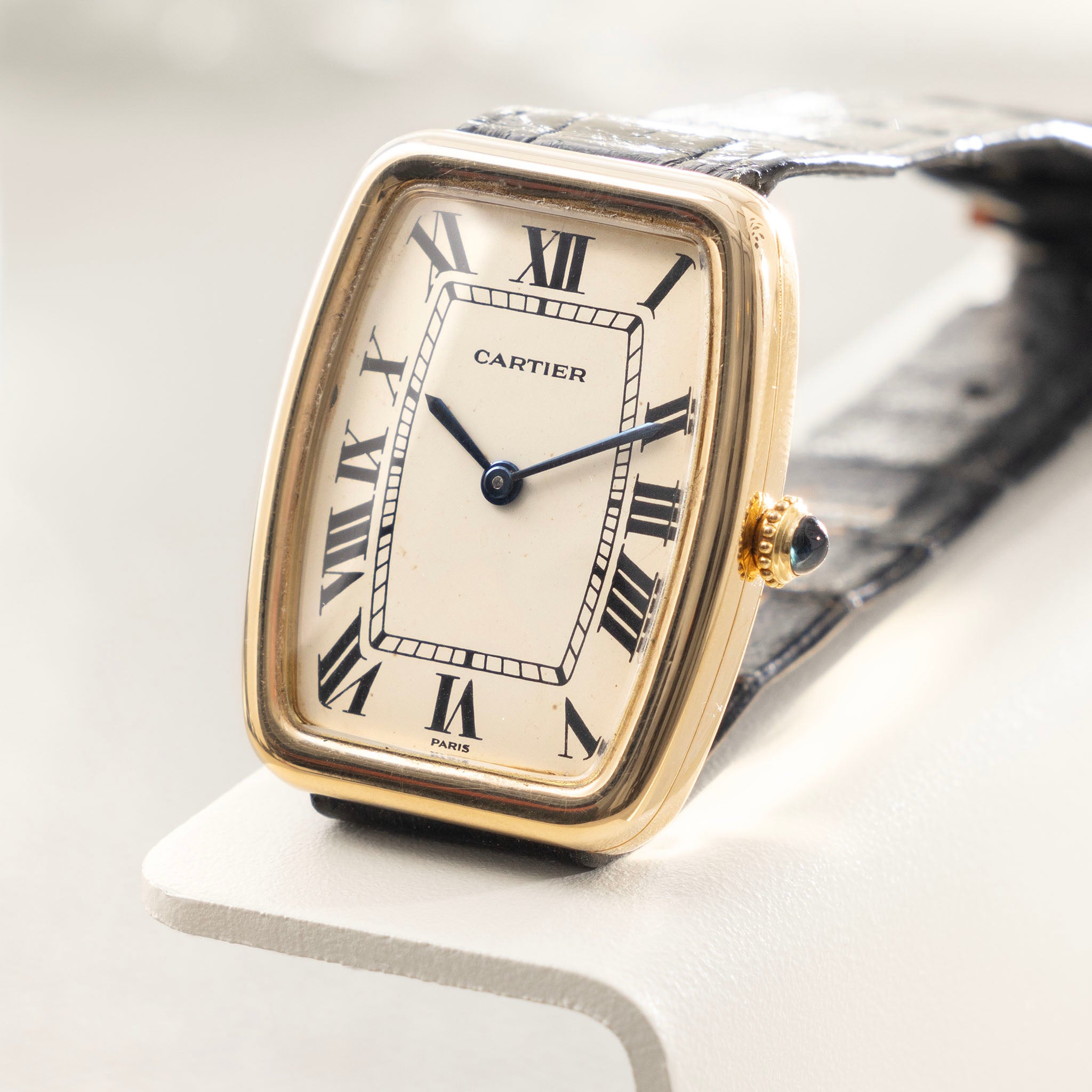 Cartier Tonneau Faberg 7810 18k Yellow Gold