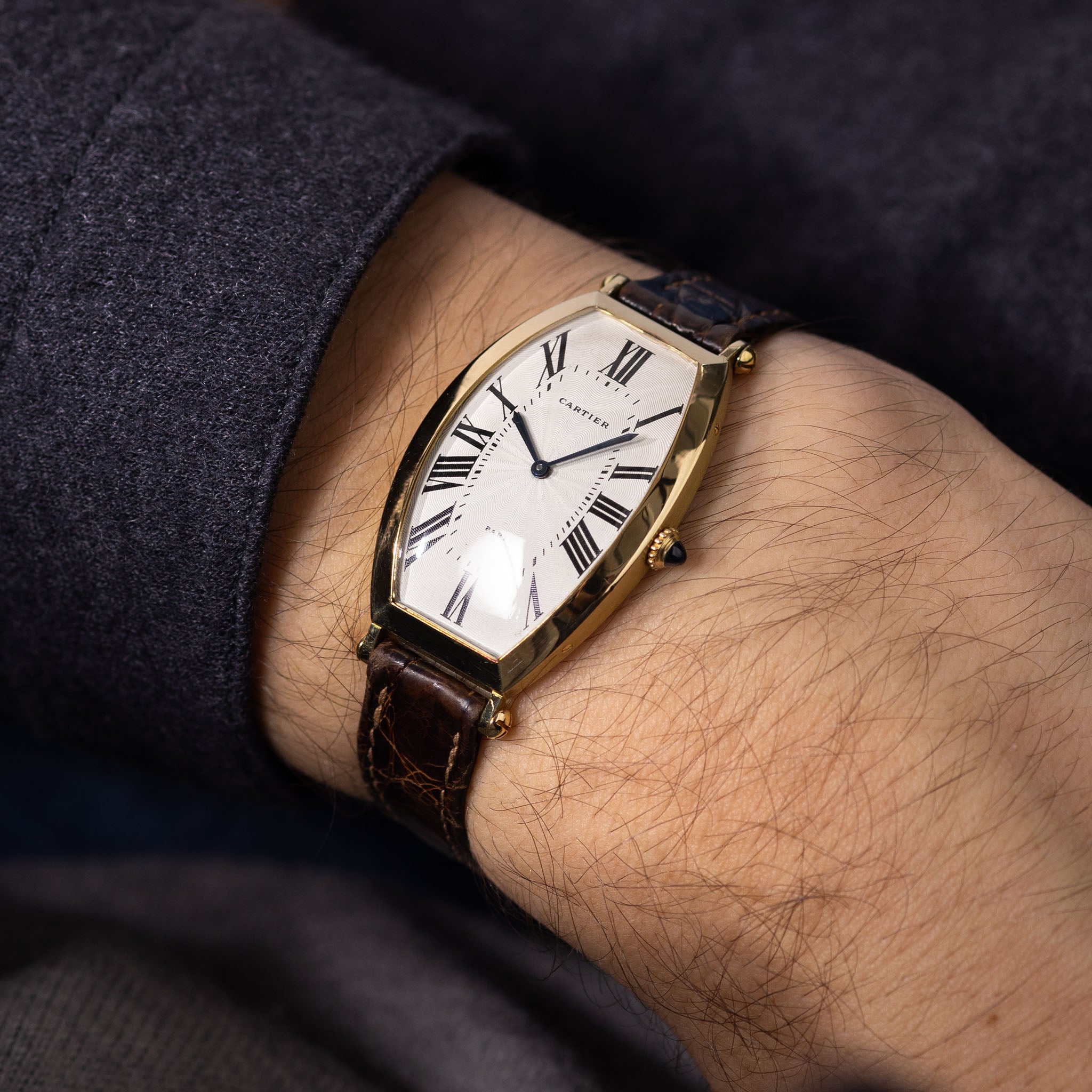 Cartier tonneau watch best sale