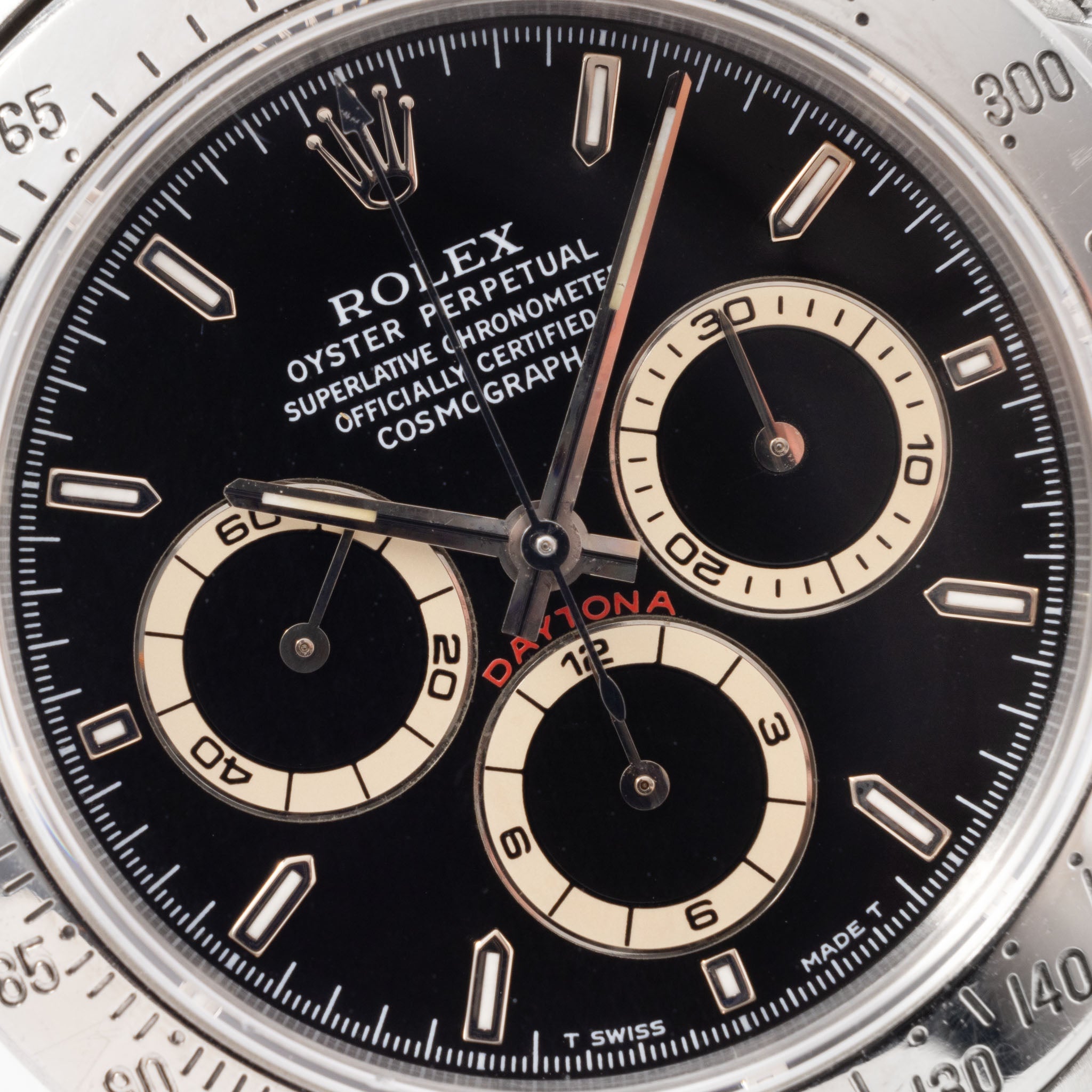 Rolex Cosmograph Daytona Black Dial Box and Papers Ref. 16520