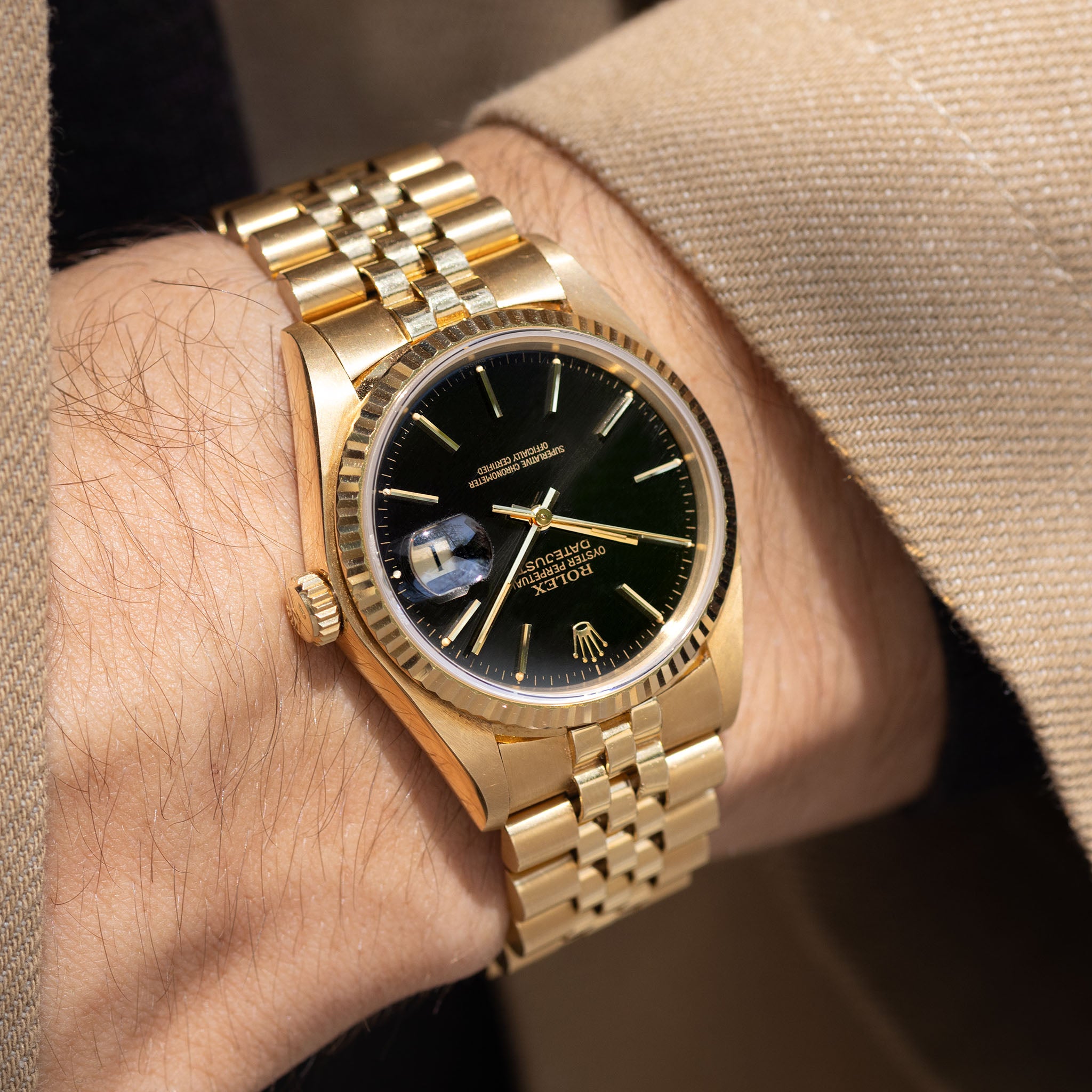 Rolex Datejust Yellow Gold Black Glossy Dial Ref 16018