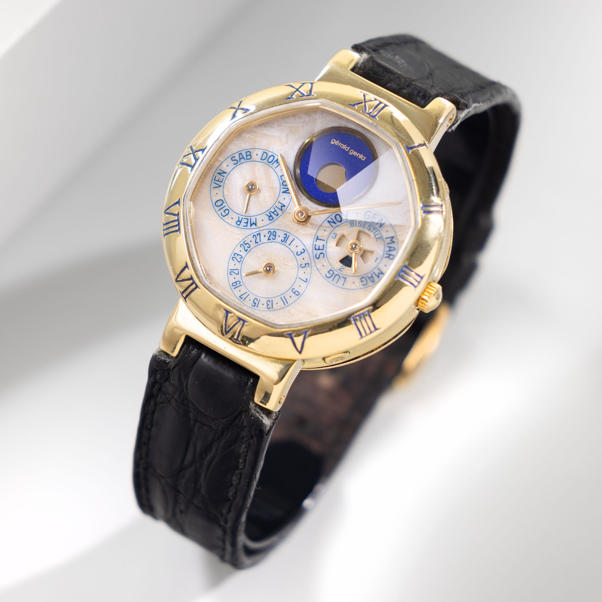 Gerald Genta "Success" Perpetual Calendar Moonphase 18kt Yellow Gold Ref G2994.7