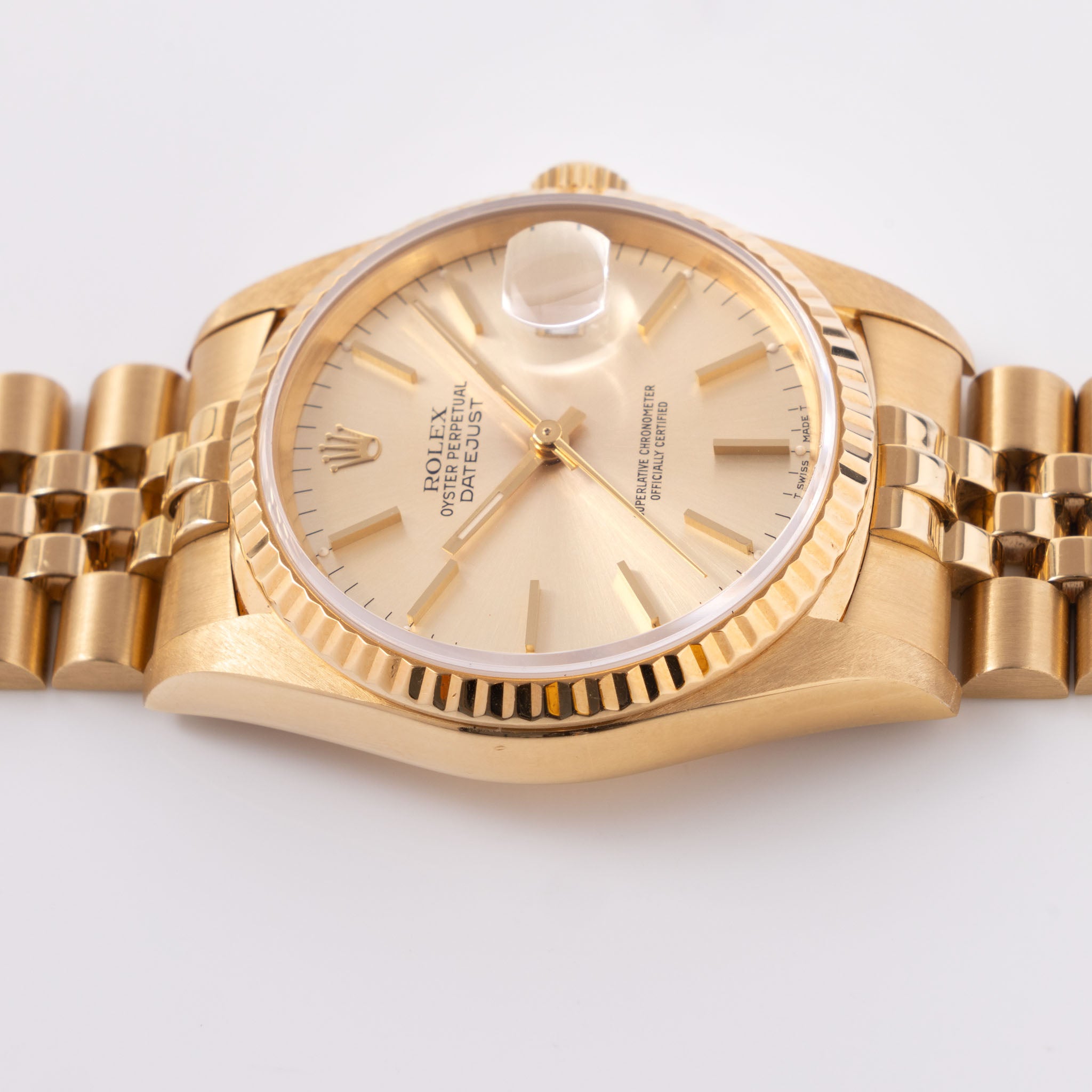 Rolex Datejust in 18k Yellow Gold Champagne Dial Ref. 16238