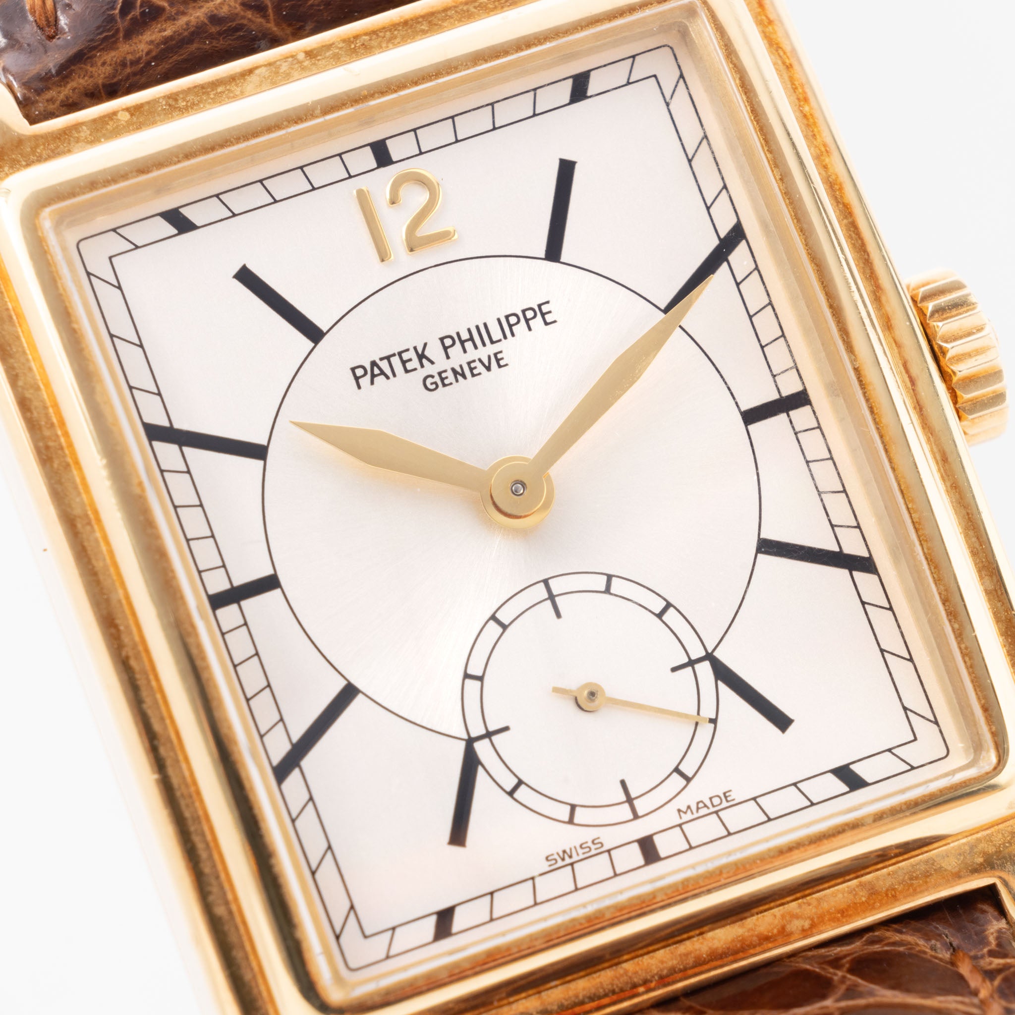 Patek Philippe Gondolo in 18k Yellow Gold Ref. 5010J with Original Certificate of Origin