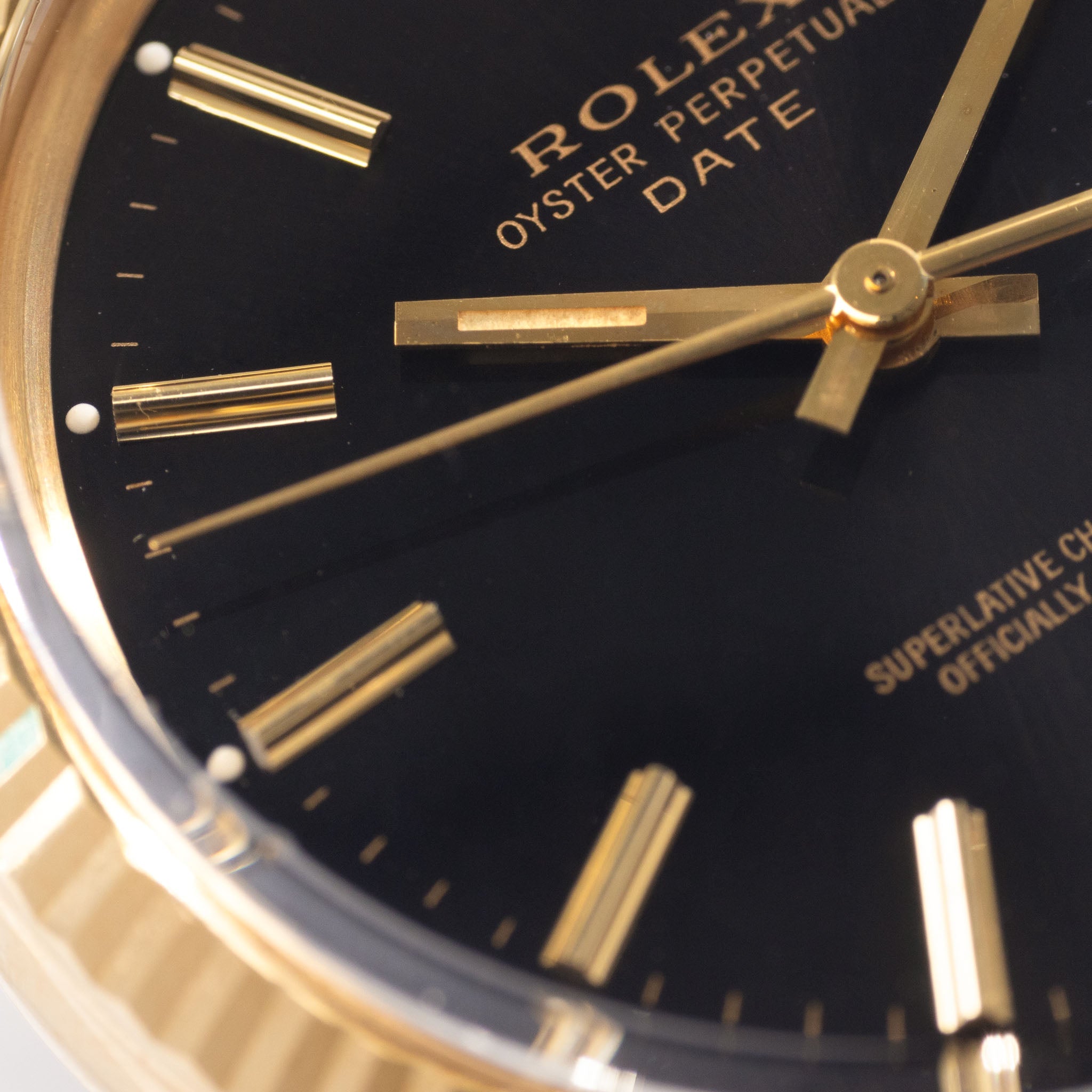 Rolex Oyster-perpetual date black dial  in 18 k yellow gold ref 15038