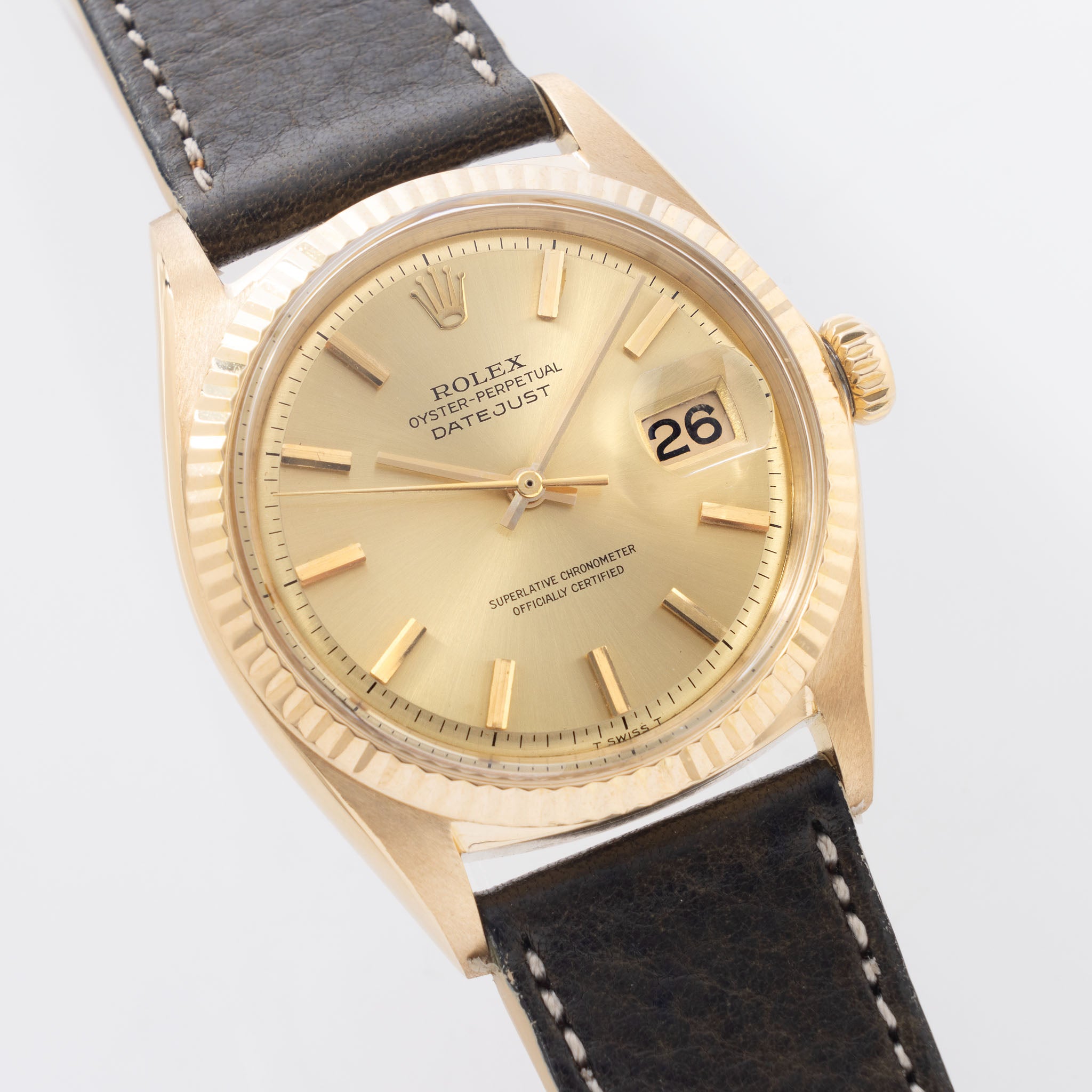 Rolex Datejust ref. 1601/8 – Champagne No-Lume Dial in 18K Yellow Gold