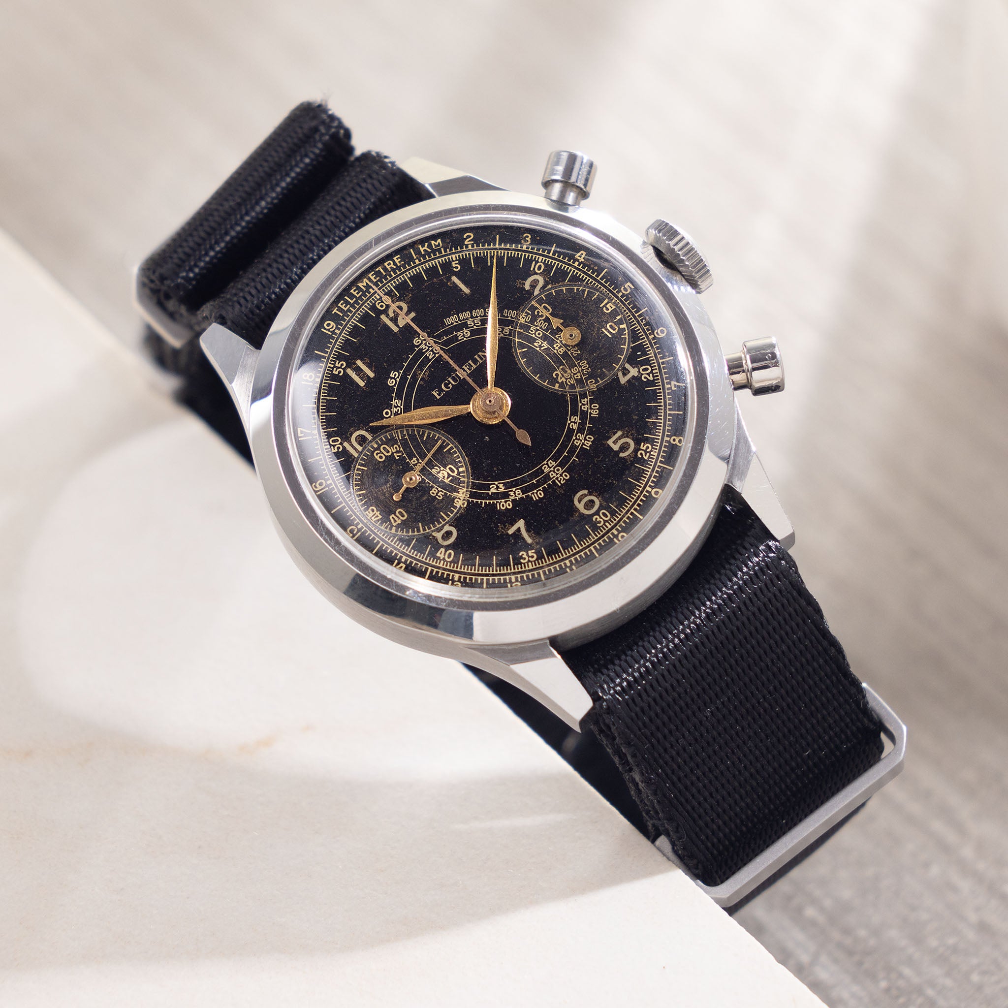 E.Gübelin military antimagnetic chronograph Black multi scale gilt dial Valjoux 22 - incoming