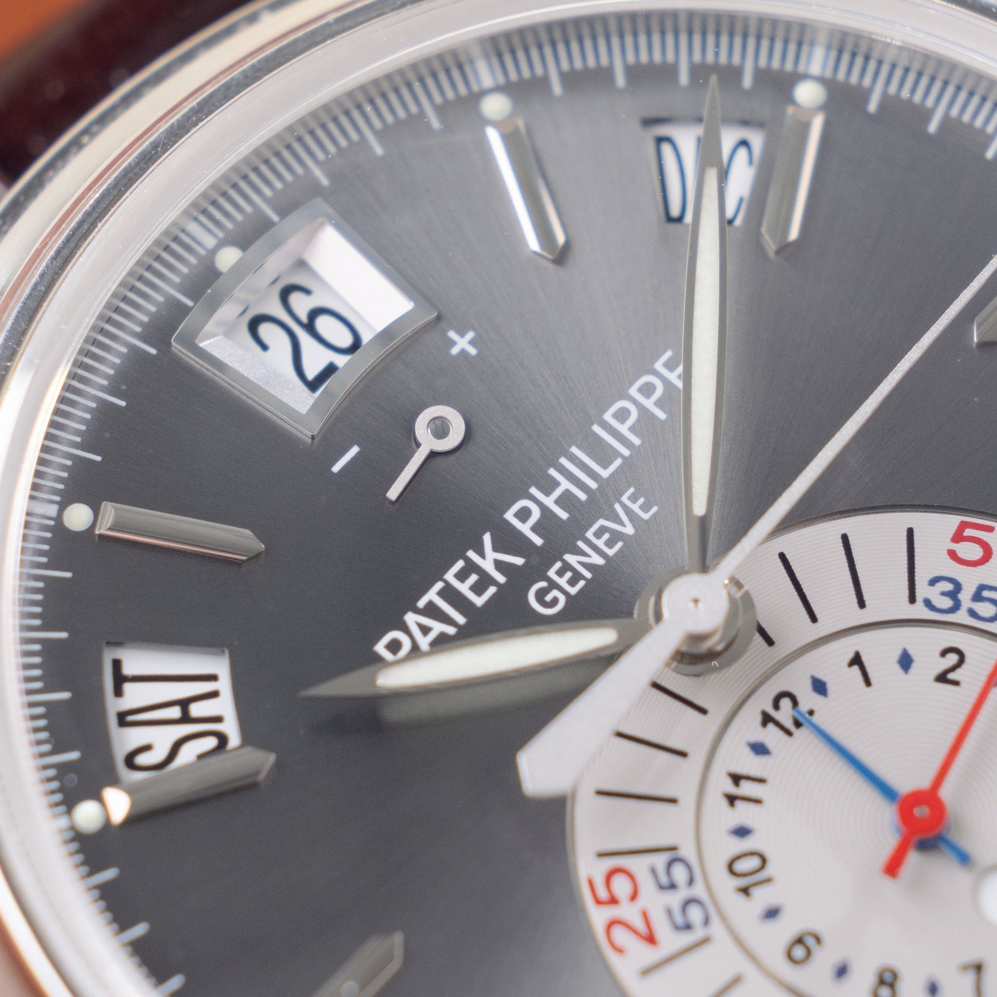 Patek Philippe Annual Calendar Flyback Chronograph 5960P in Platinum Execution Grey dial Full Set
