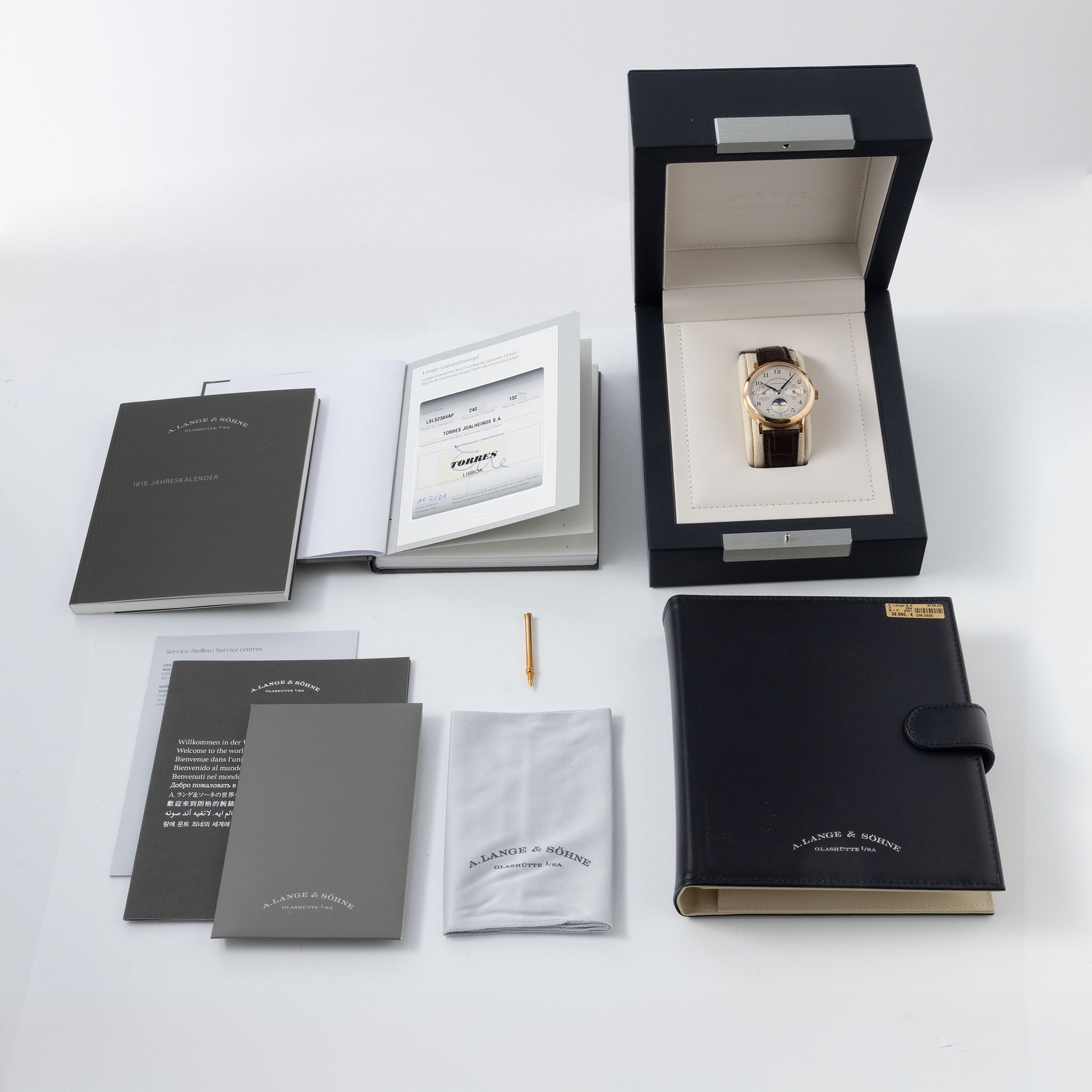 A.Lange & Söhne 1815 Annual Calendar in 18k Rose Gold Box and Papers set ref. 238.032