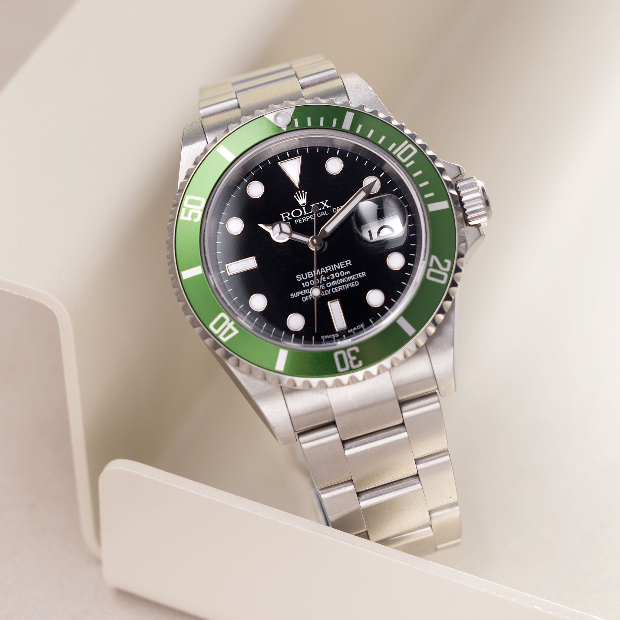 Rolex Submariner “Kermit” Flat 4 with Pouch and Papers Ref. 16610LV