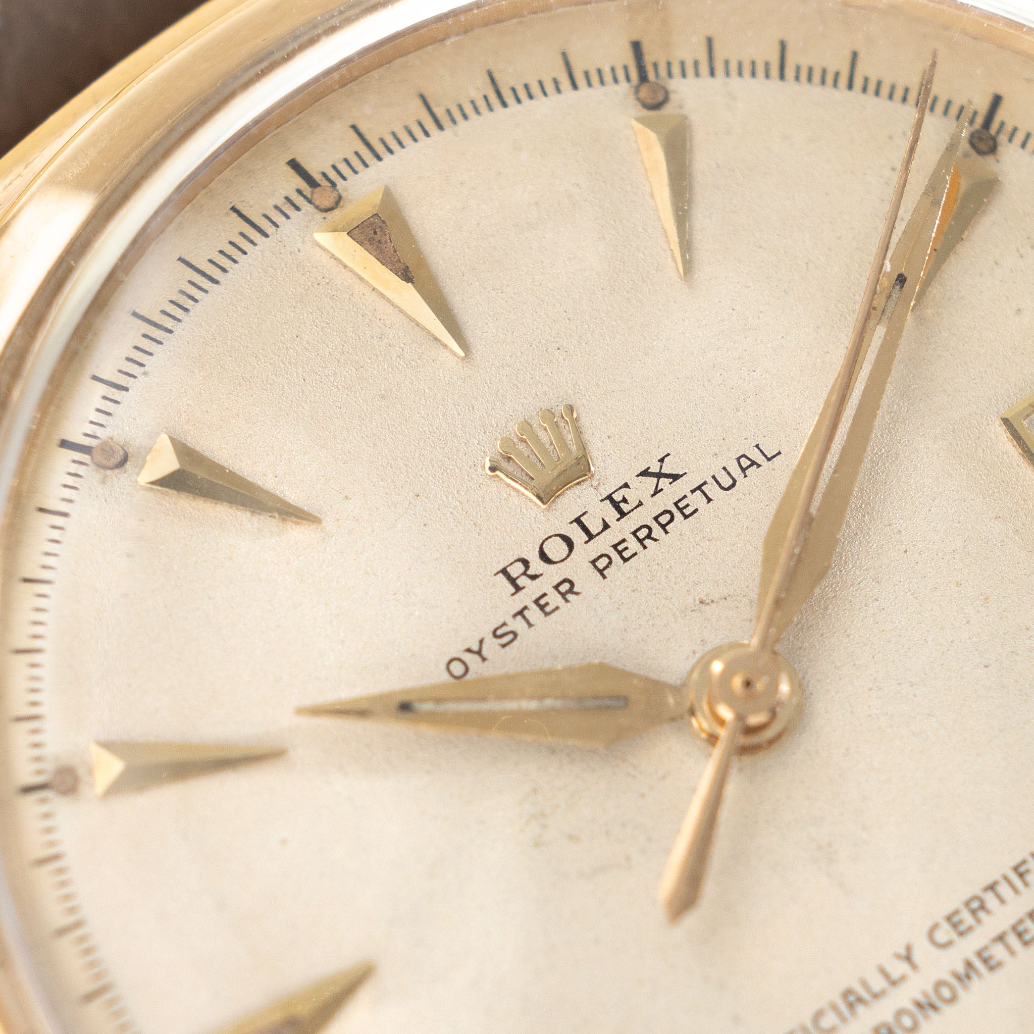 Rolex Oyster Perpetual ref. 6104 "Ovettone" Cream Dial in 18k yellow gold