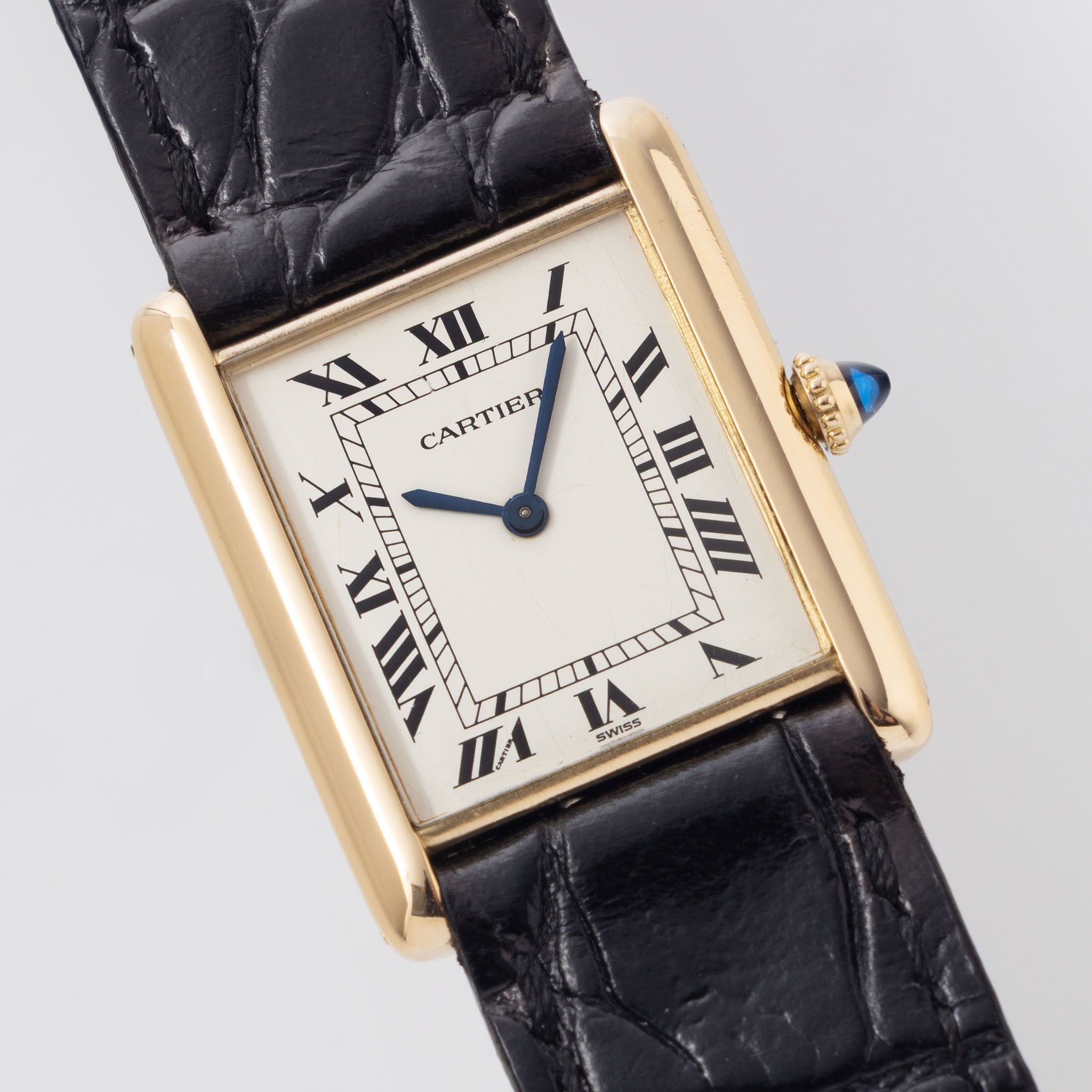 Cartier Tank Louis  ultra thin cream dial ref 96019 in 18 k yellow gold