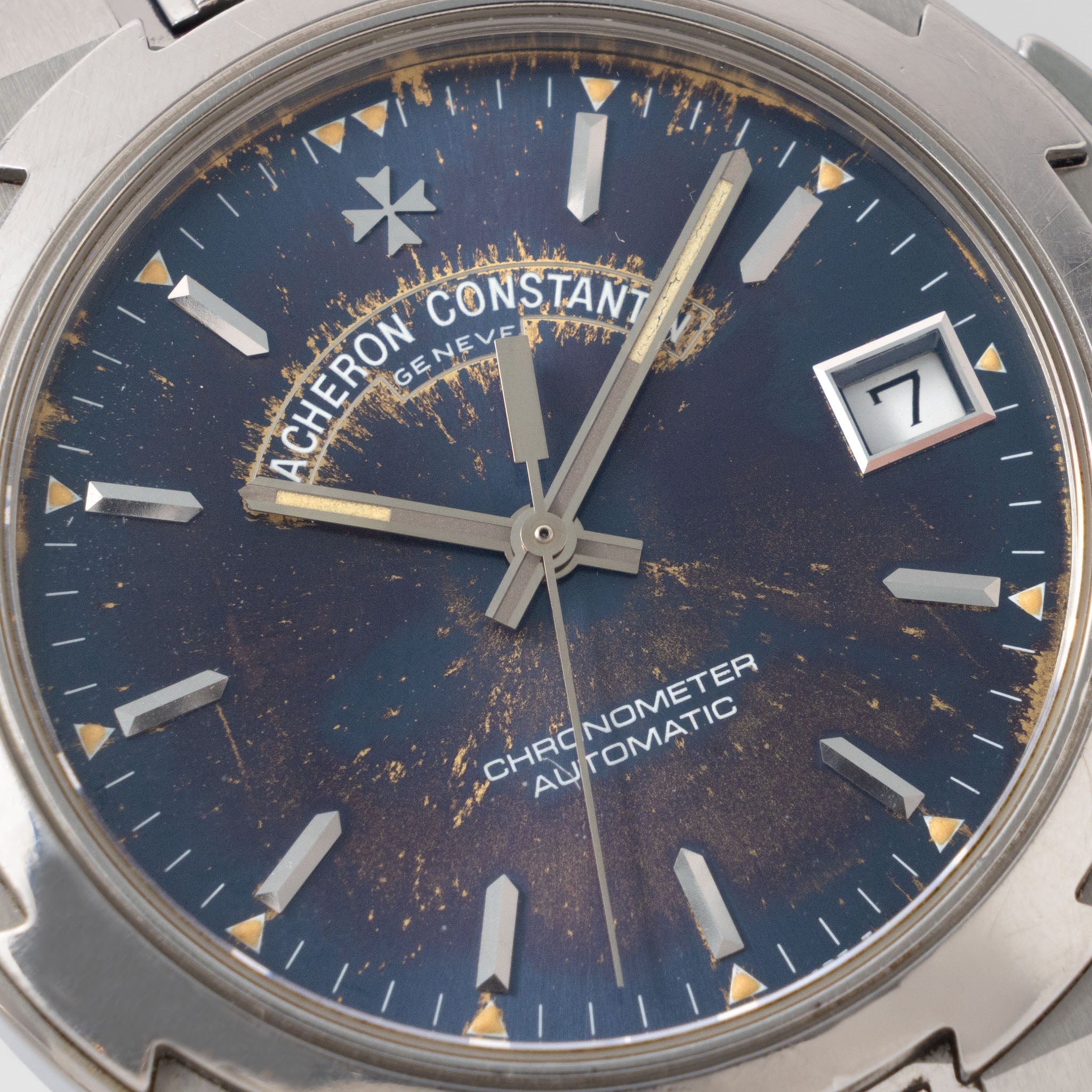 Vacheron Constantin Overseas 42040 Tropical Dial in Steel with Box and Original Guarantee Papers