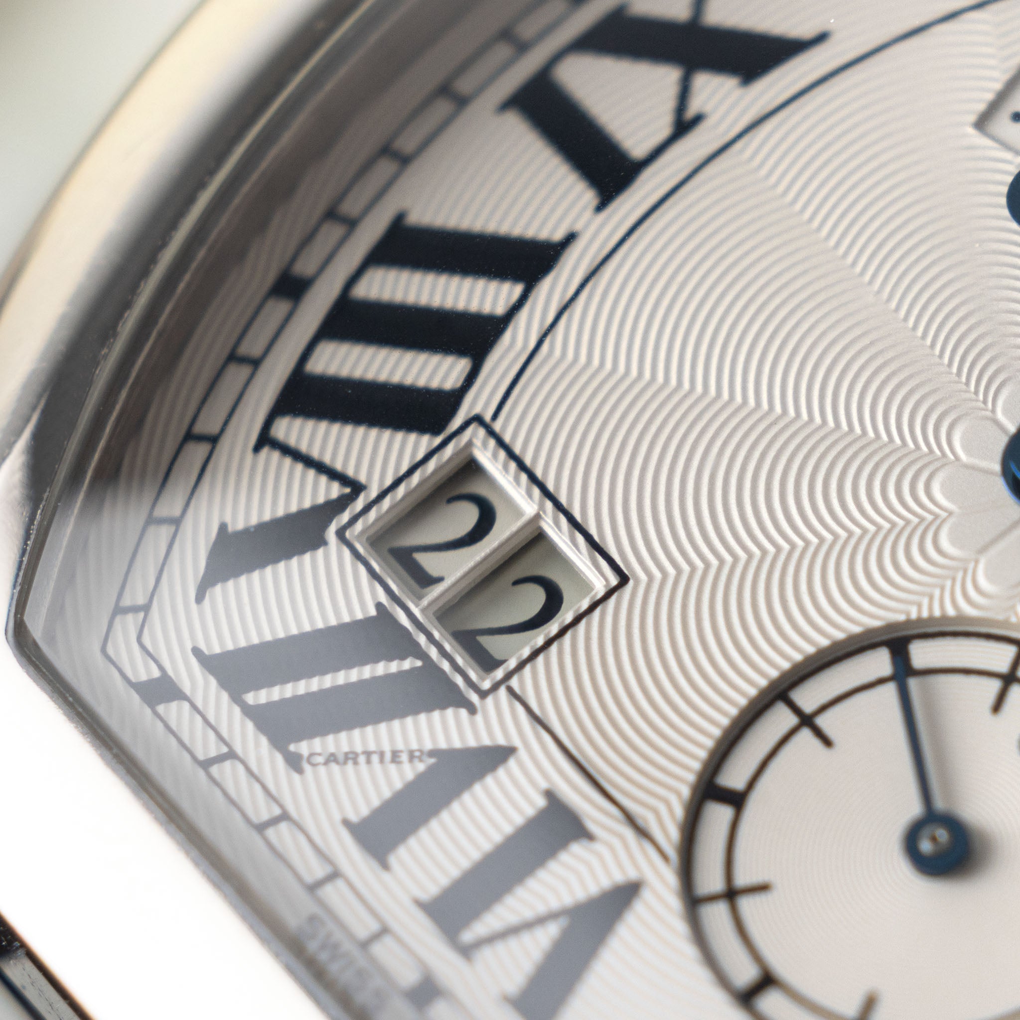 Cartier Tortue XL CPCP 8 days in 18 k white gold ref 2761 Silver Guiloché dial