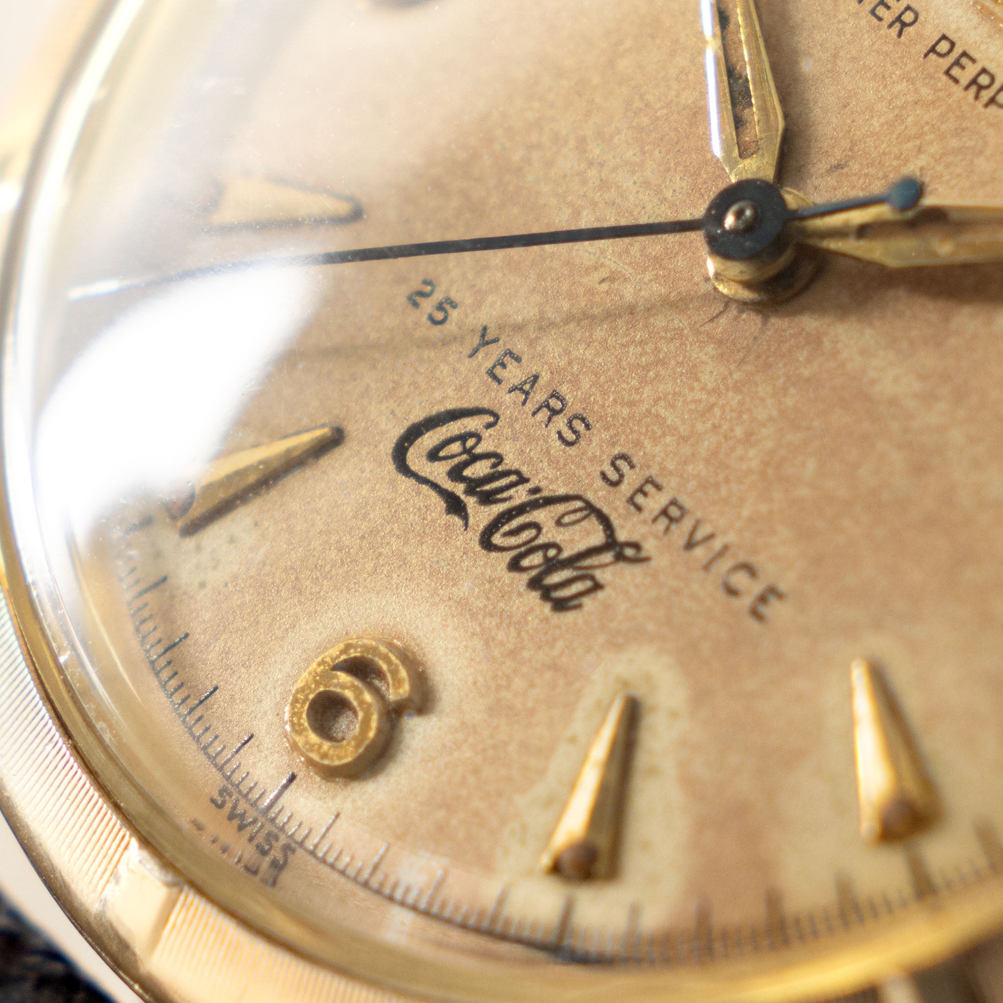 Rolex Oyster Perpetual "25 Year Coca Cola  Service”  Ref 6085 in 14 k Yellow Gold