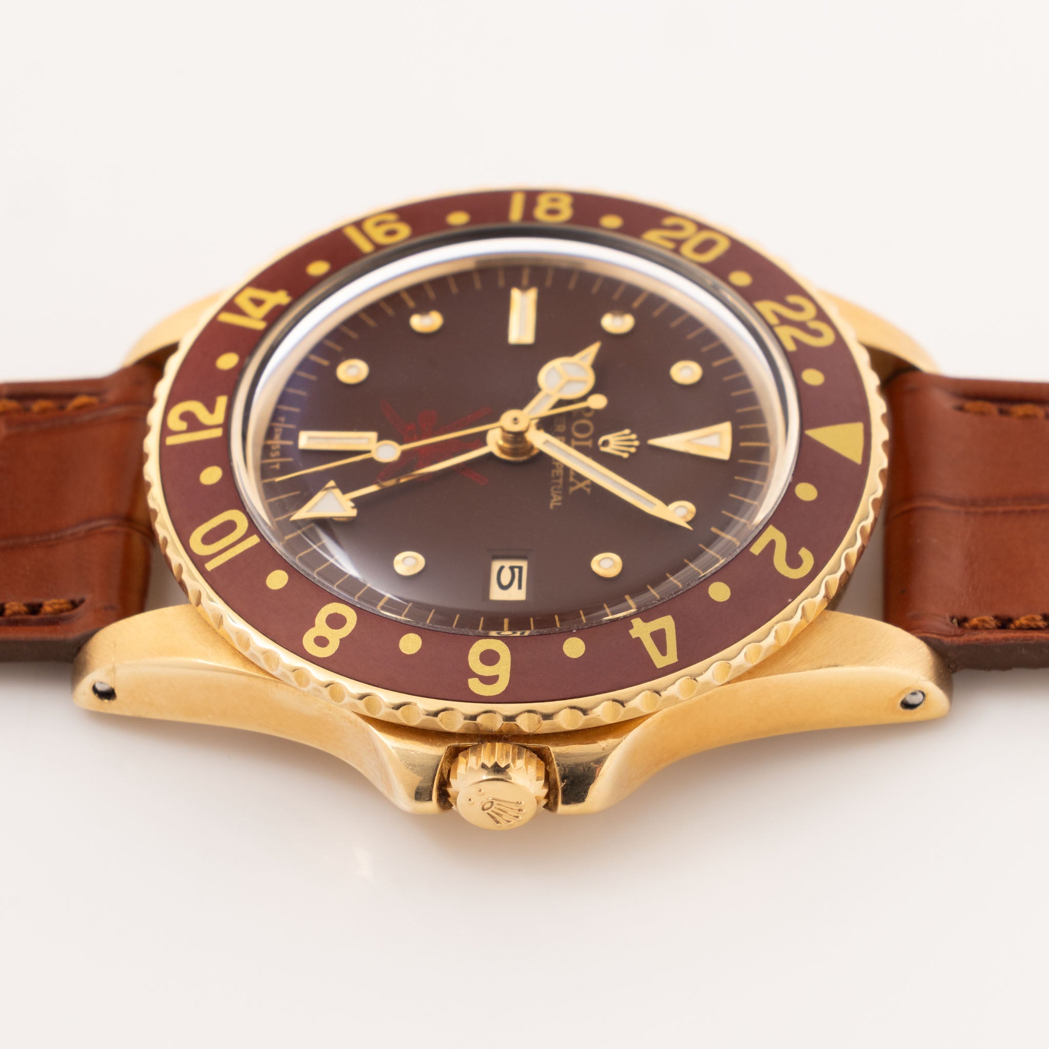 Rolex GMT-Master 1675/8 Unqiue Brown Khanjar Nipple Dial with Rolex Service Papers