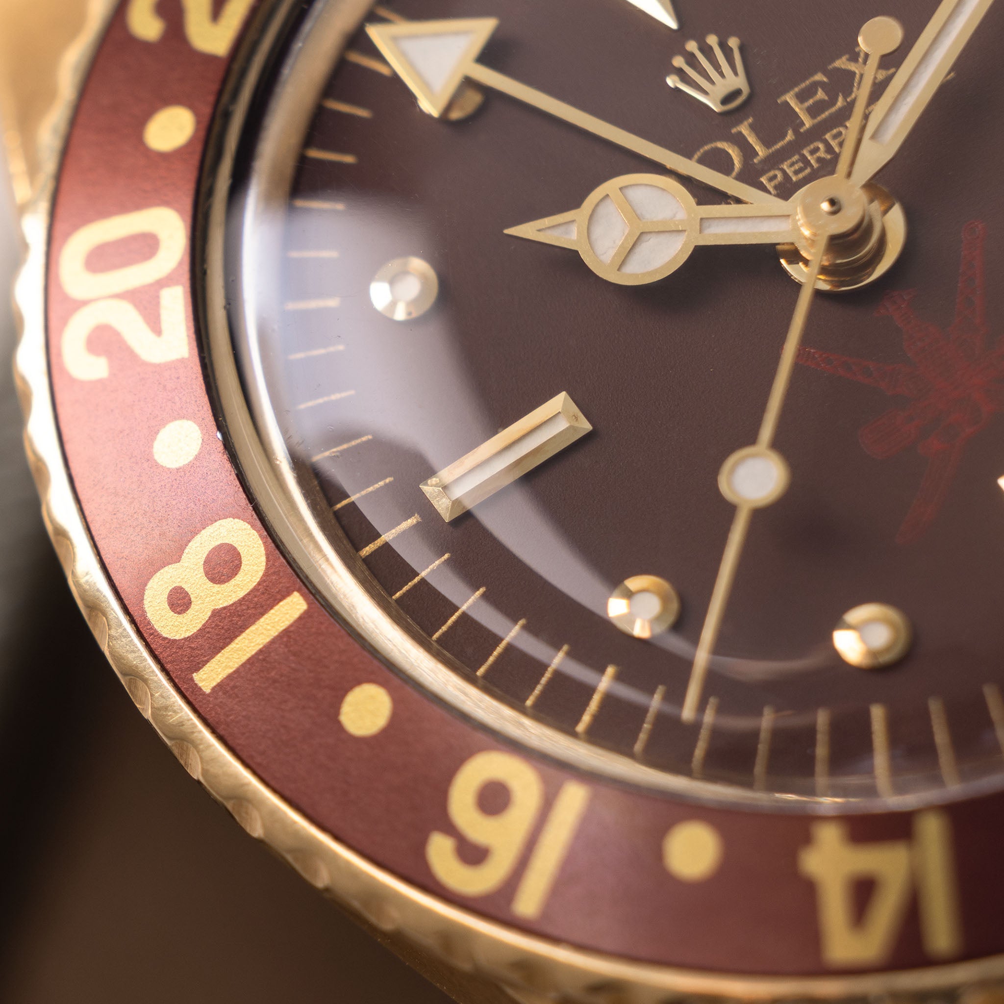 Rolex GMT-Master 1675/8 Unqiue Brown Khanjar Nipple Dial with Rolex Service Papers
