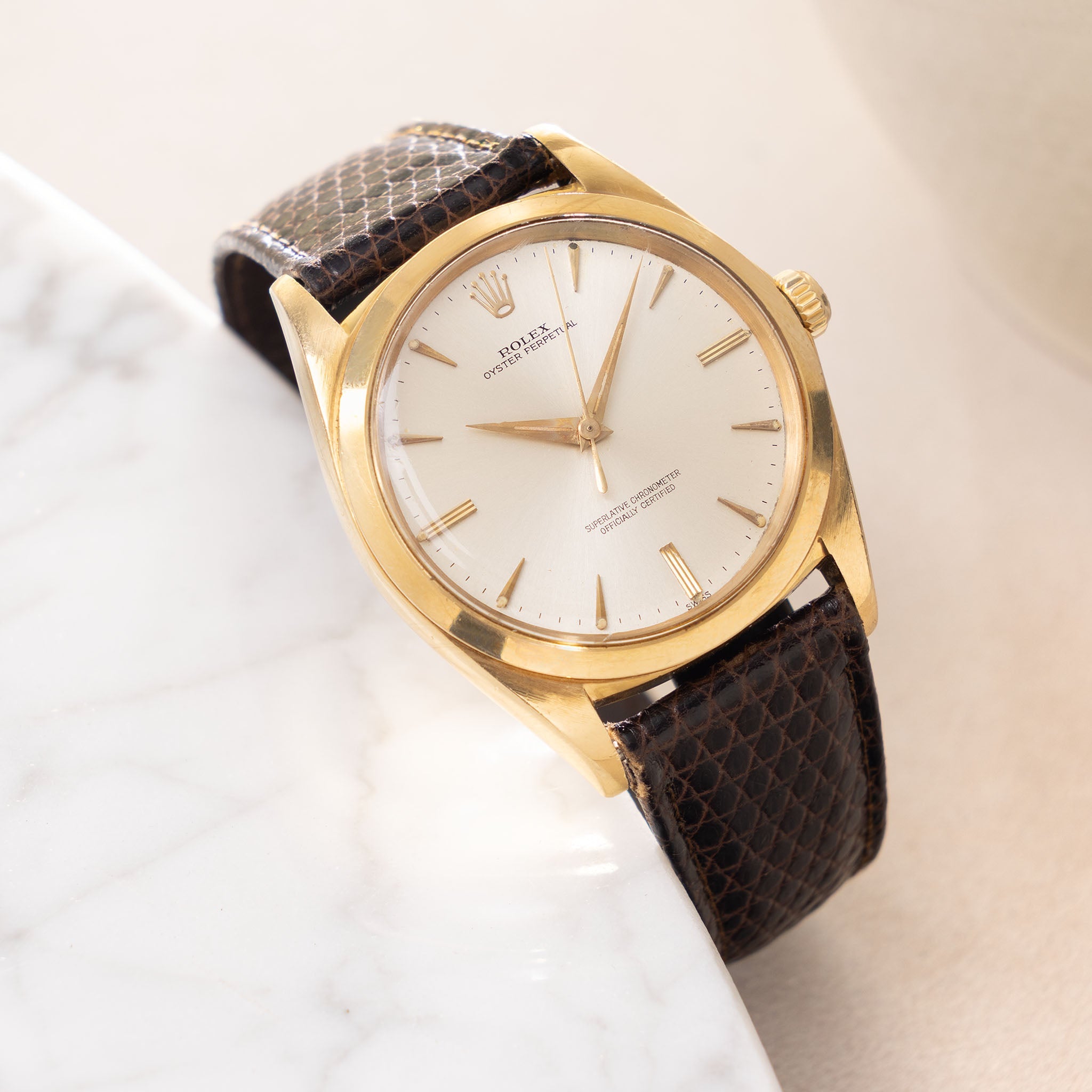 Rolex Oversized Oyster-Perpetual 1012 Silver Swiss Only Dial in 18k Yellow Gold - 36 mm