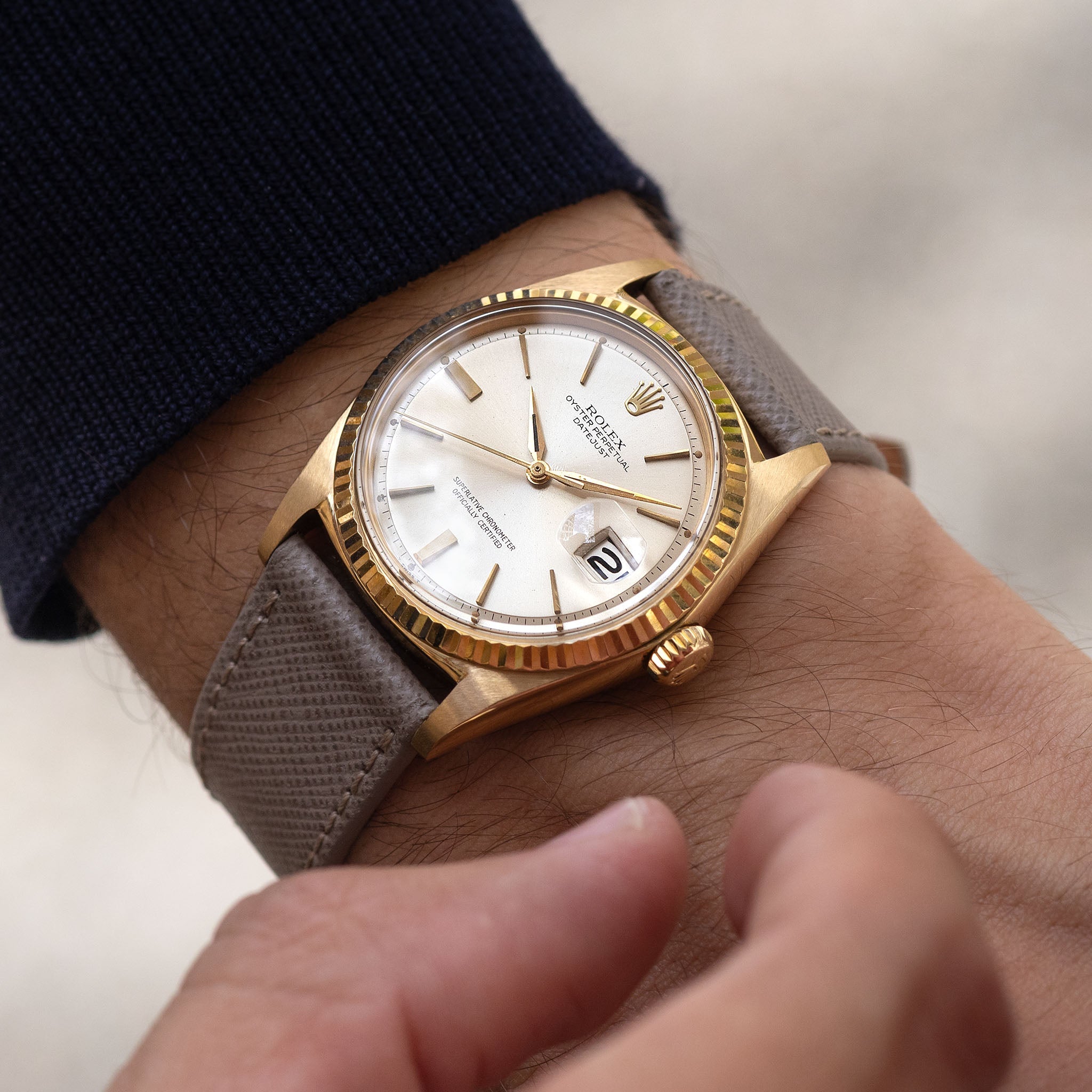 Rolex Datejust 1601/8 Doorstop Silver Soleil Dial in 18k Yellow Gold